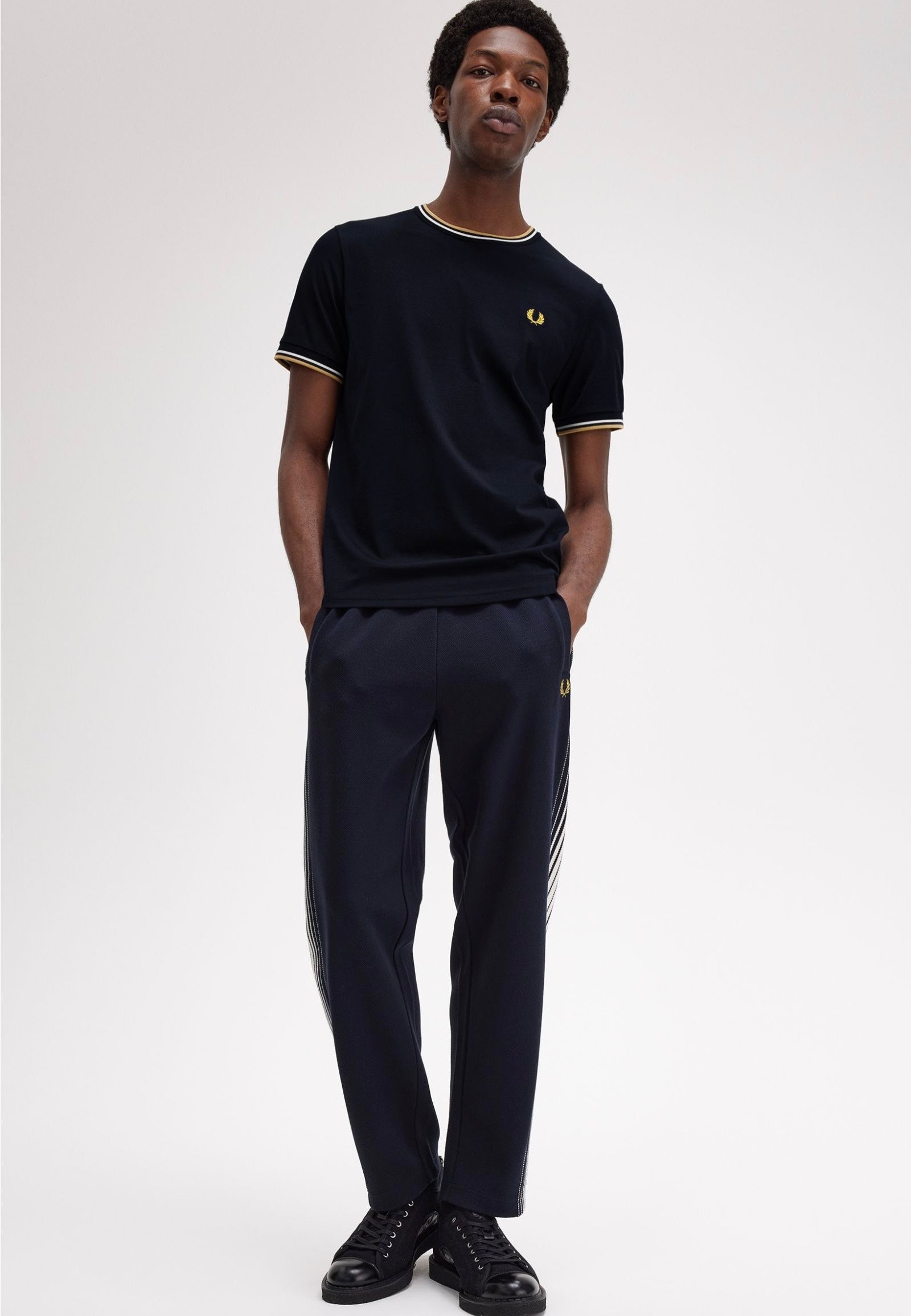 Fred Perry - Twin Tipped Navy/Ecru/Honeycomb - T-Shirt | Men-Image