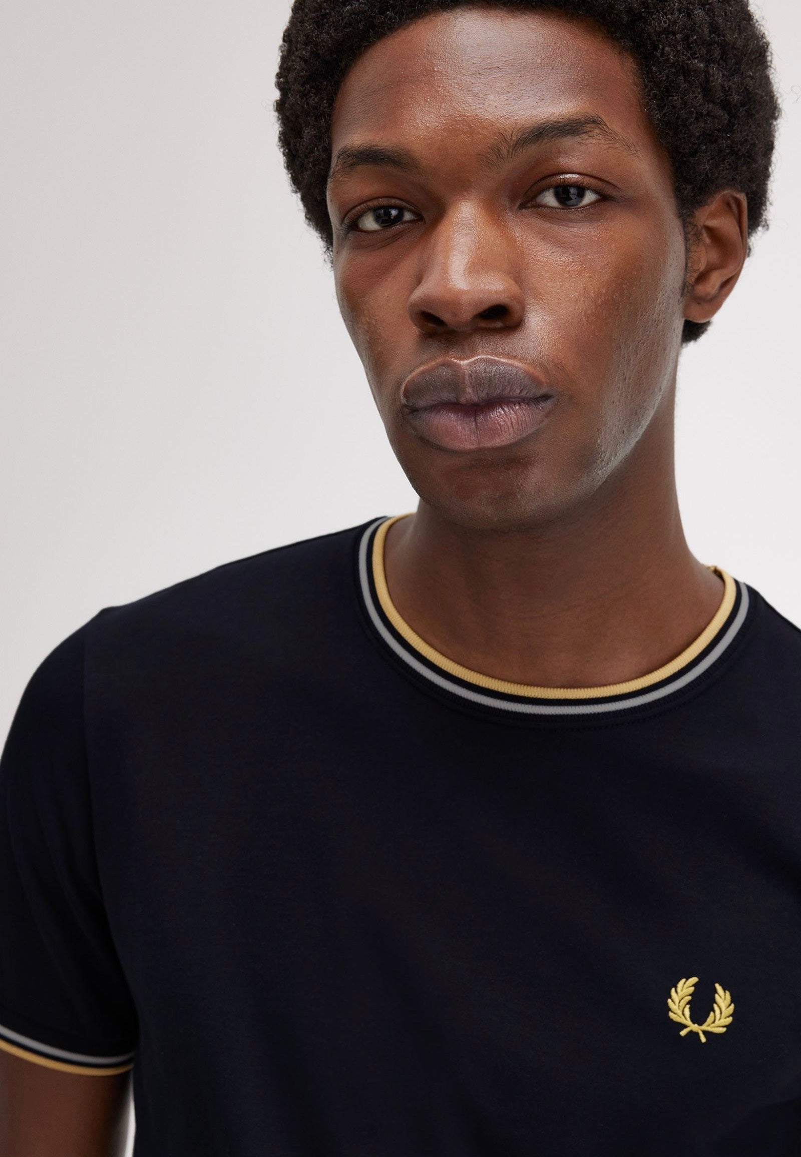 Fred Perry - Twin Tipped Navy/Ecru/Honeycomb - T-Shirt | Men-Image