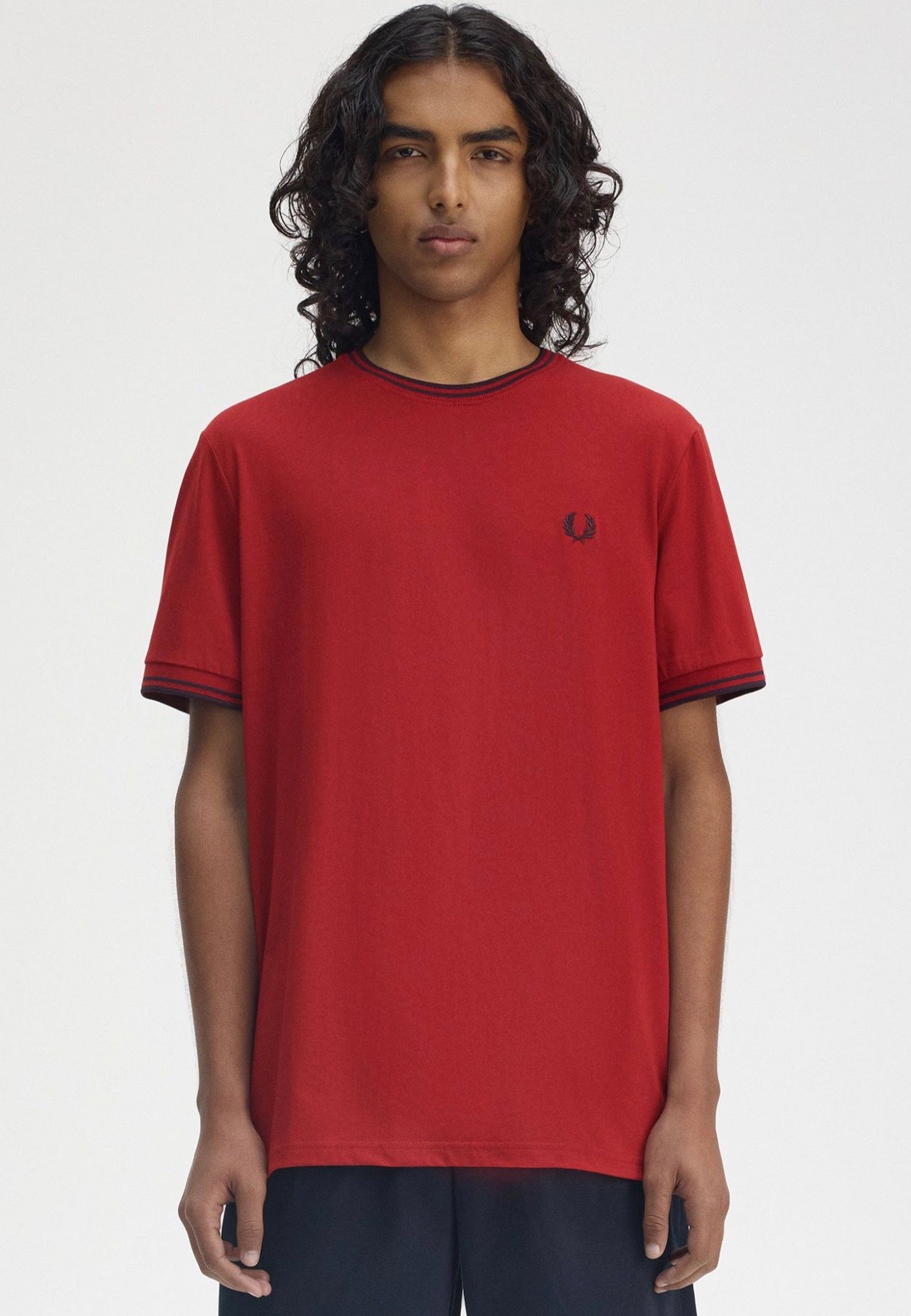 Fred Perry - Twin Tipped Burnt Red/Navy - T-Shirt | Men-Image