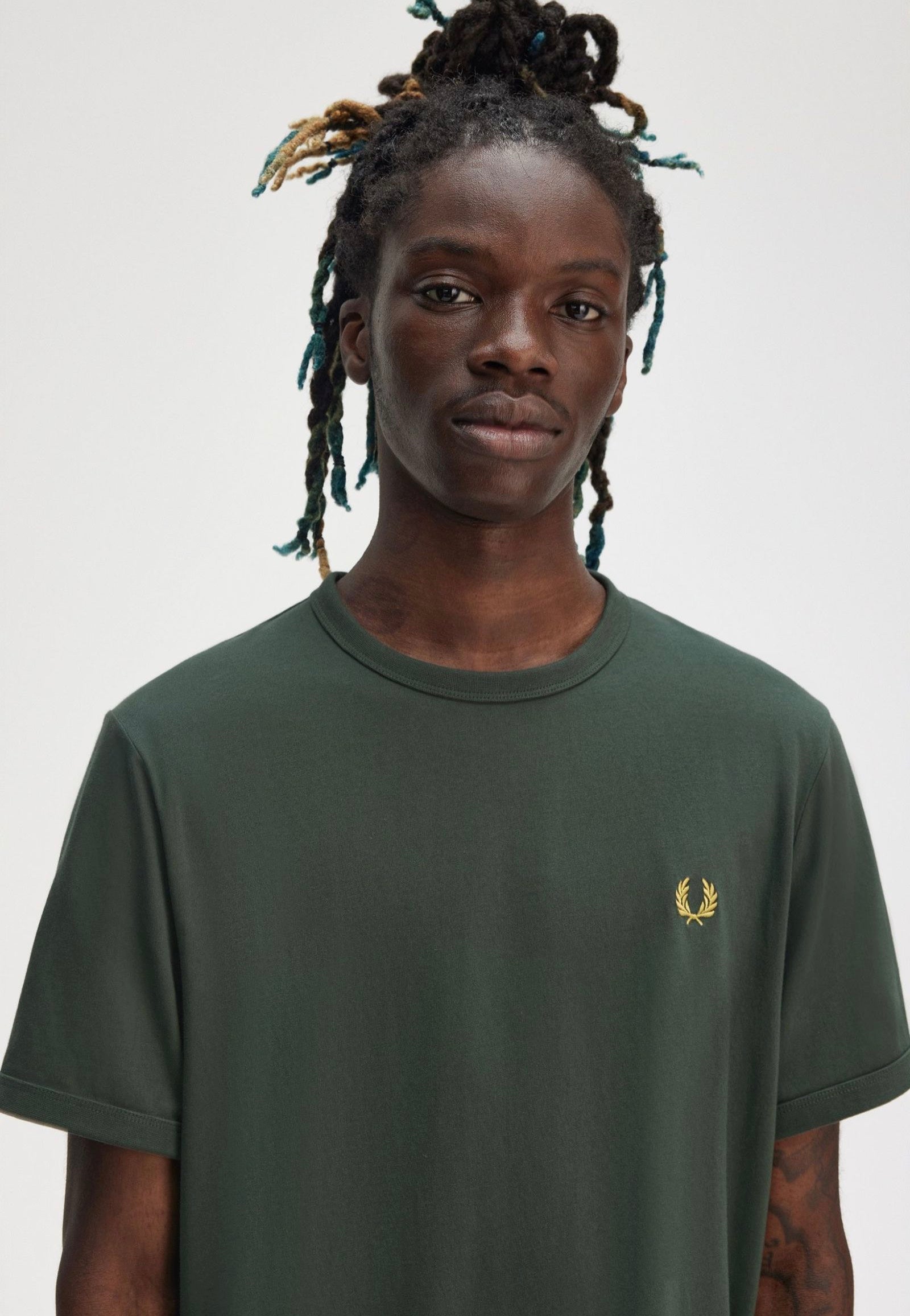 Fred Perry - Ringer Court Green - T-Shirt | Men-Image