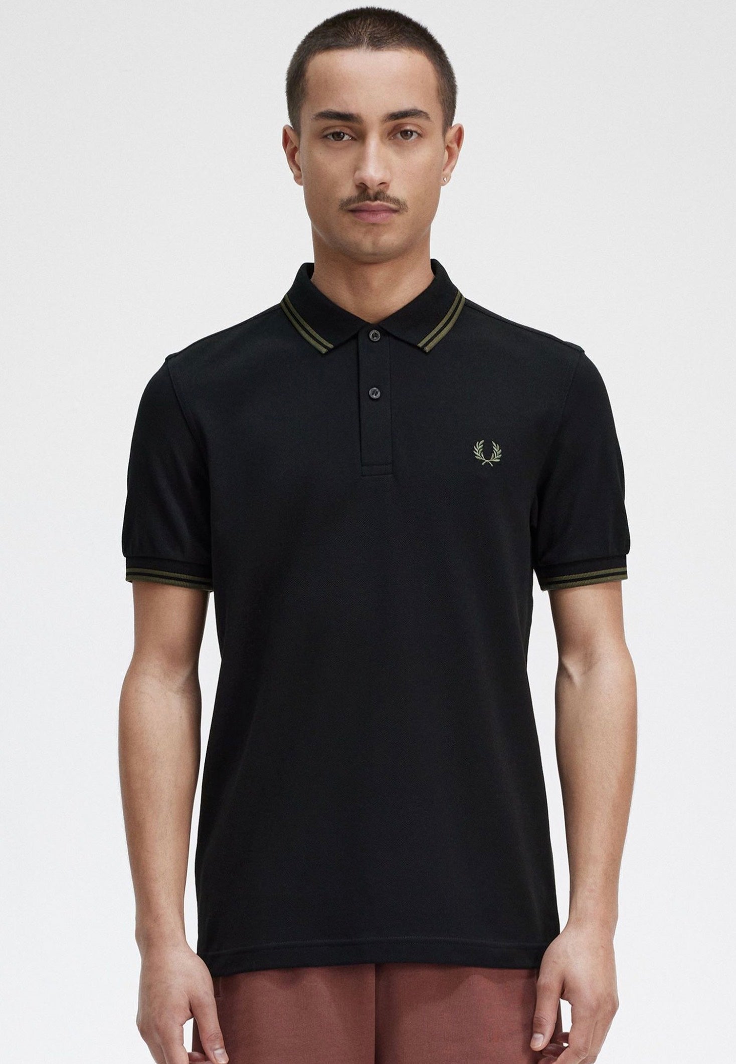 Fred Perry - Twin Tipped Black/Field Green - Polo | Men-Image