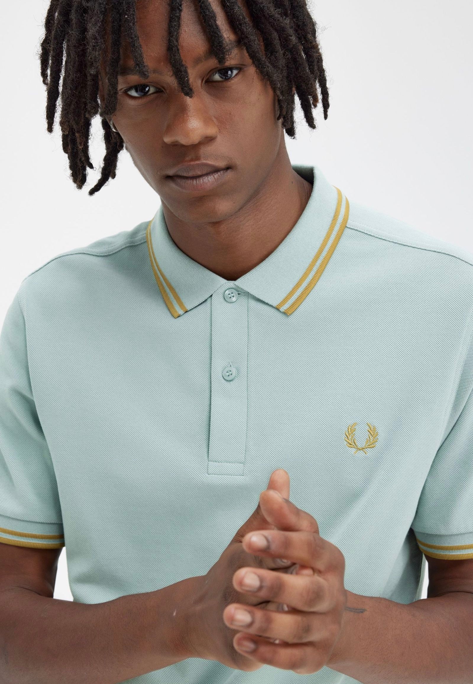 Fred Perry - Twin Tipped Silver Blue/Dark Caramel - Polo | Men-Image