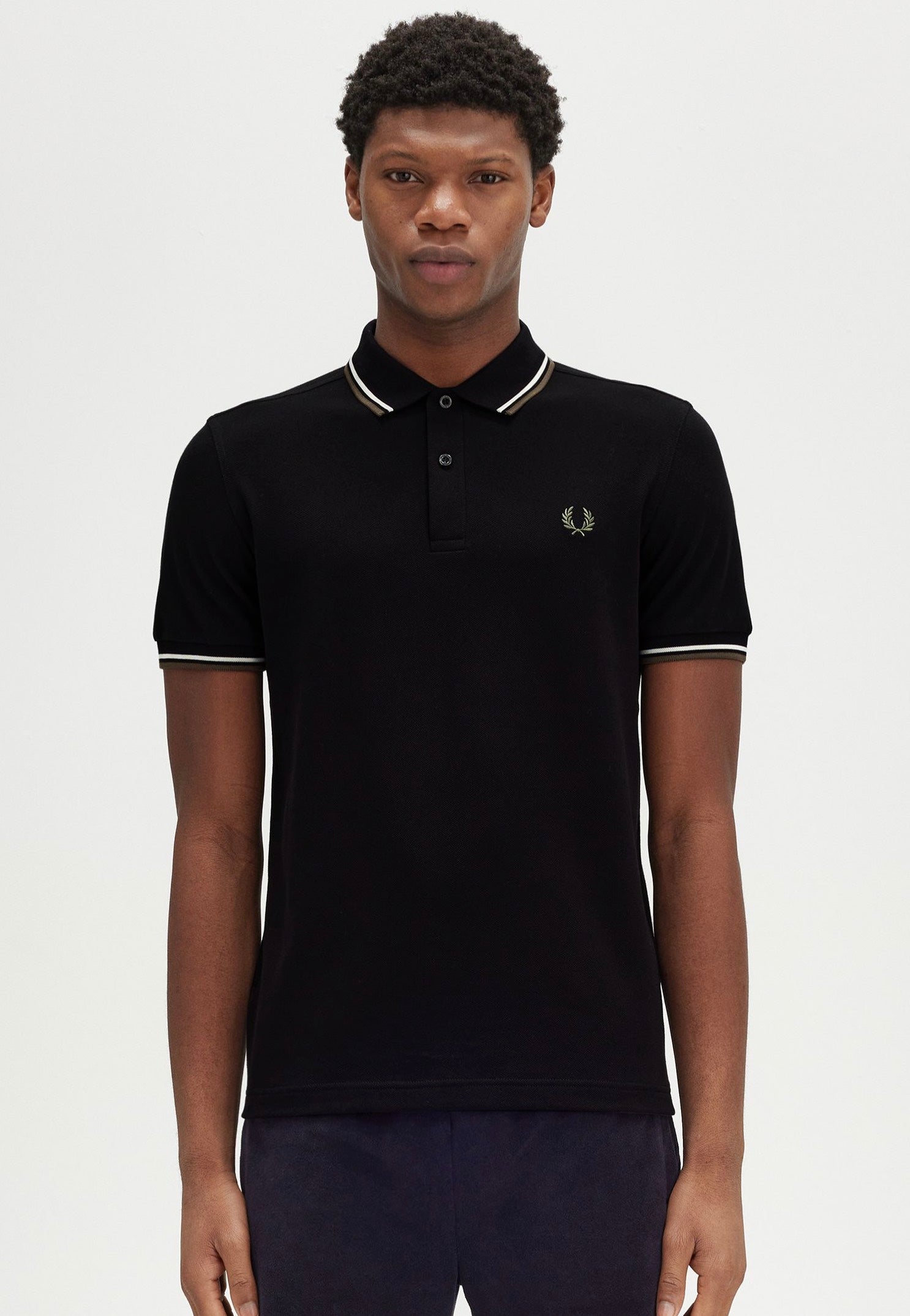 Fred Perry - Twin Tipped Black/Ecru/Laurel Wreath Green - Polo | Men-Image