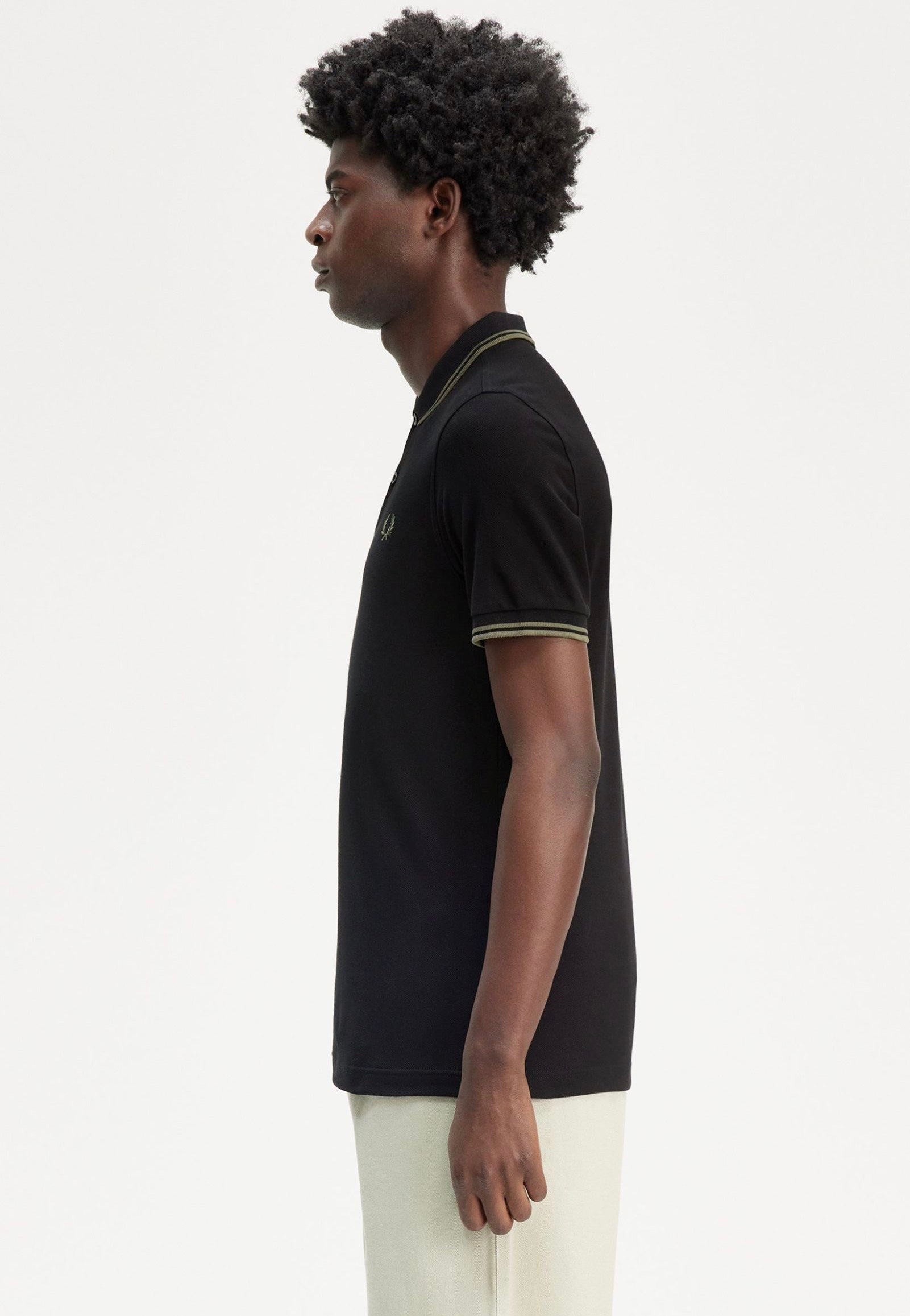 Fred Perry - The Twin Tipped Black/Lr Wgre - Polo | Men-Image