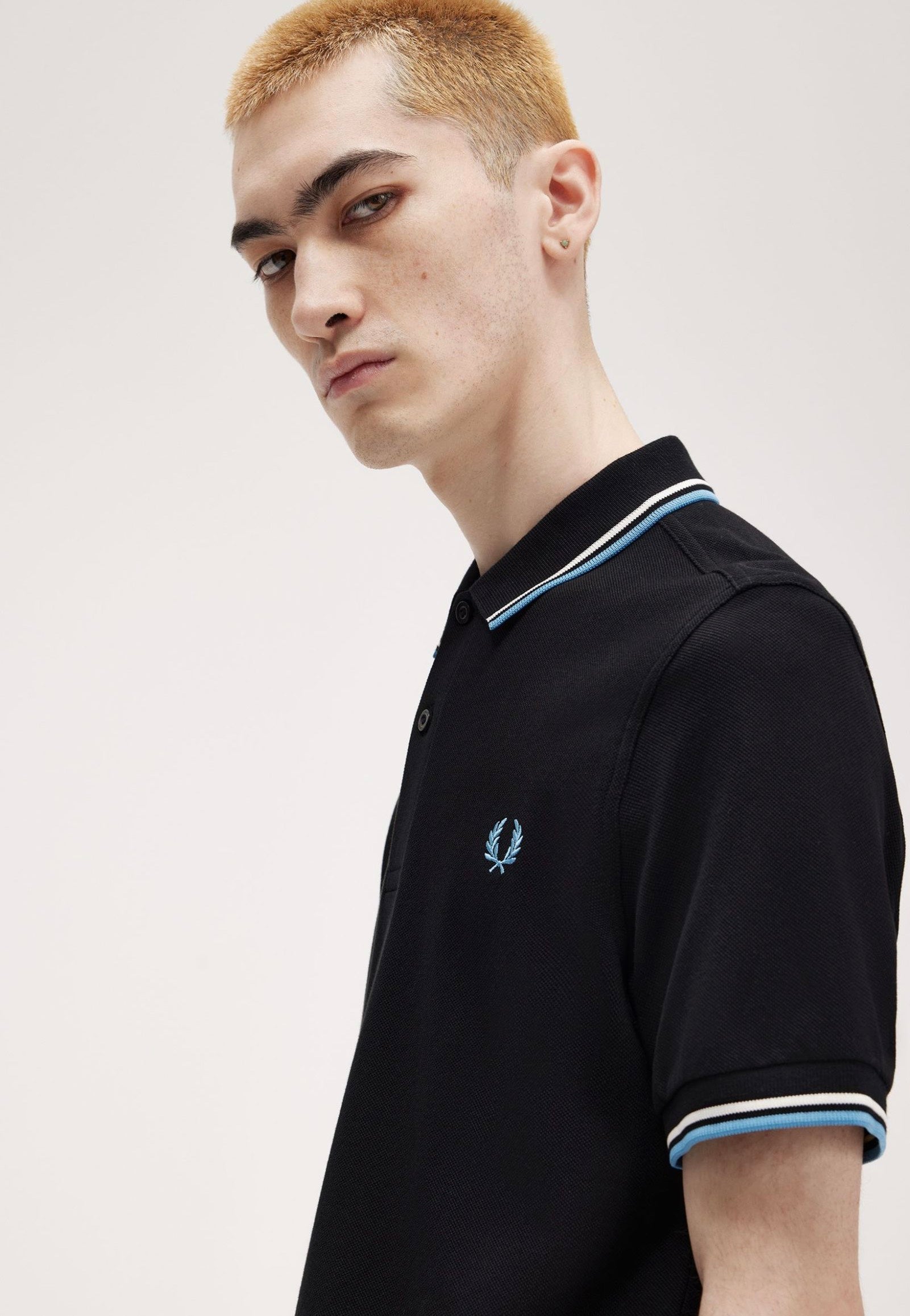 Fred Perry - The Twin Tipped Blk/Ecru/Softblu - Polo | Men-Image