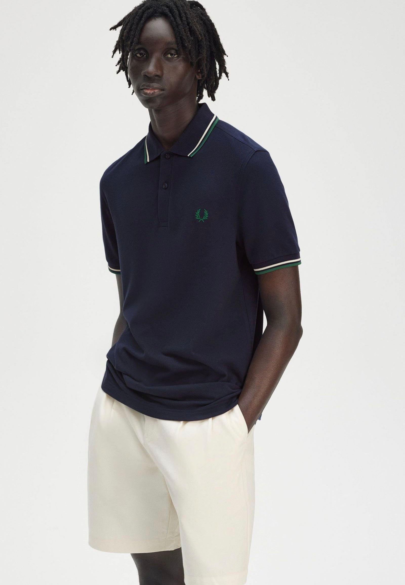 Fred Perry - Twin Tipped Dark Carbon/Light Ecru/Label Green - Polo | Men-Image