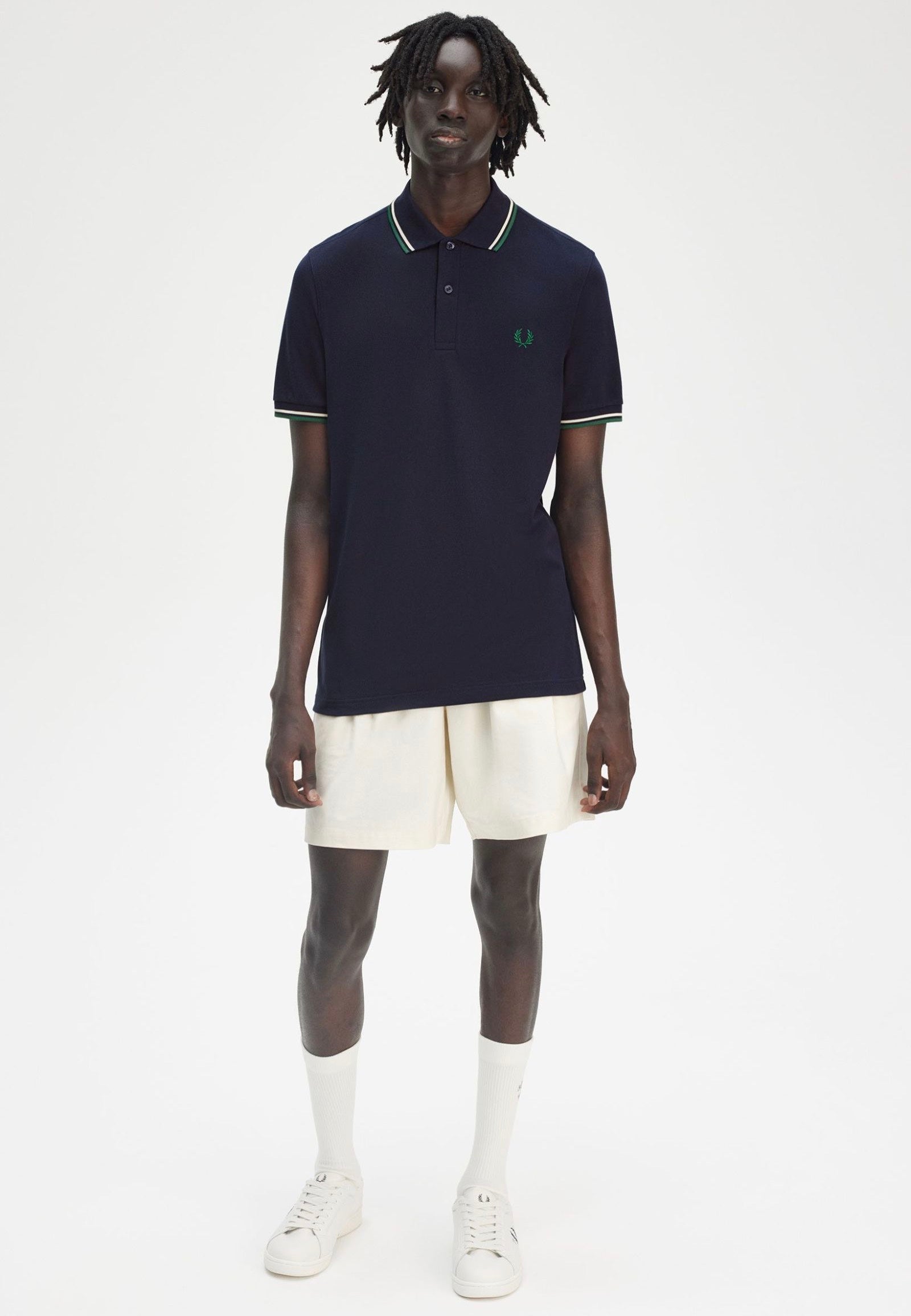 Fred Perry - Twin Tipped Dark Carbon/Light Ecru/Label Green - Polo | Men-Image