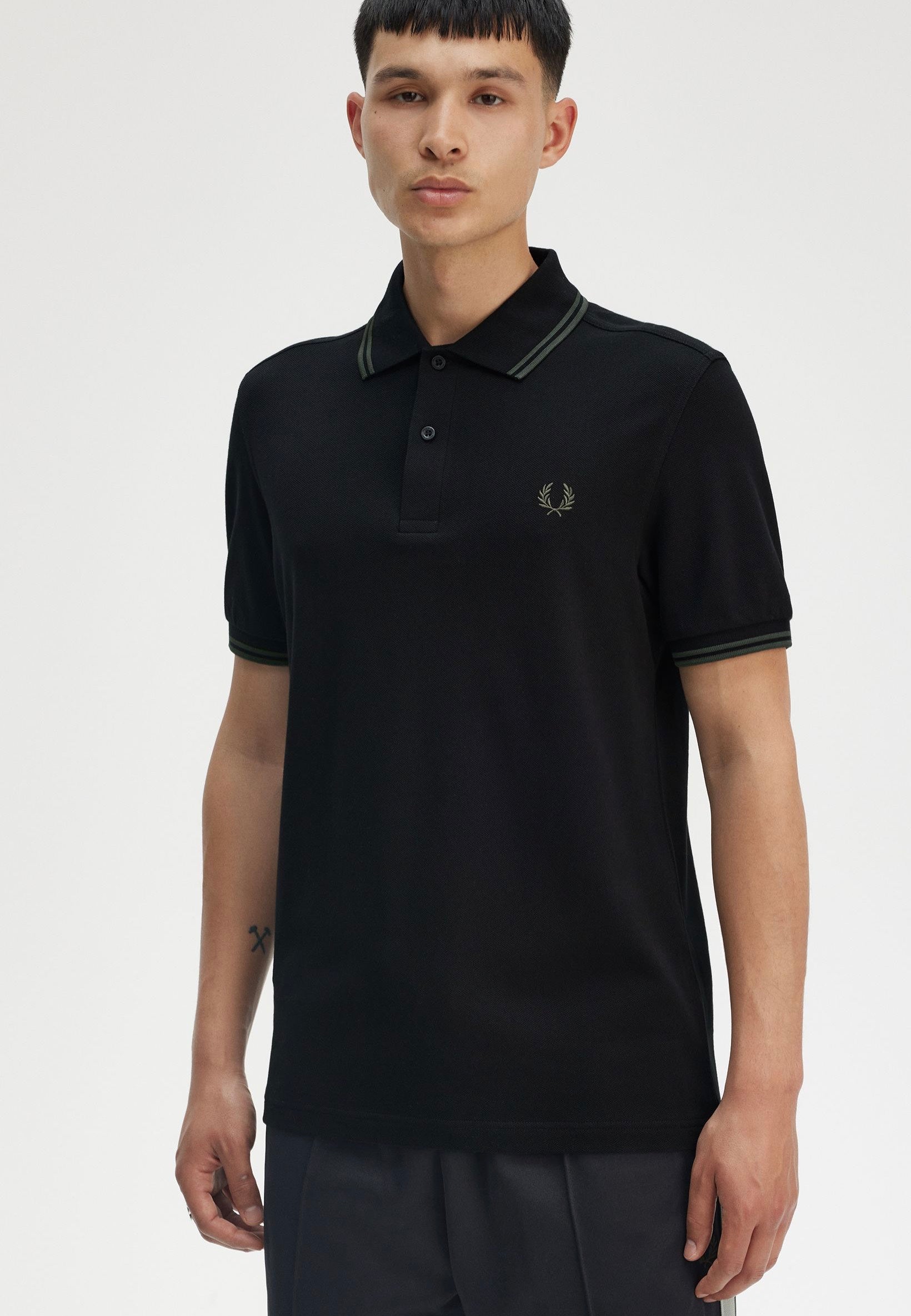 Fred Perry - Twin Tipped Black/Court Green - Polo | Men-Image