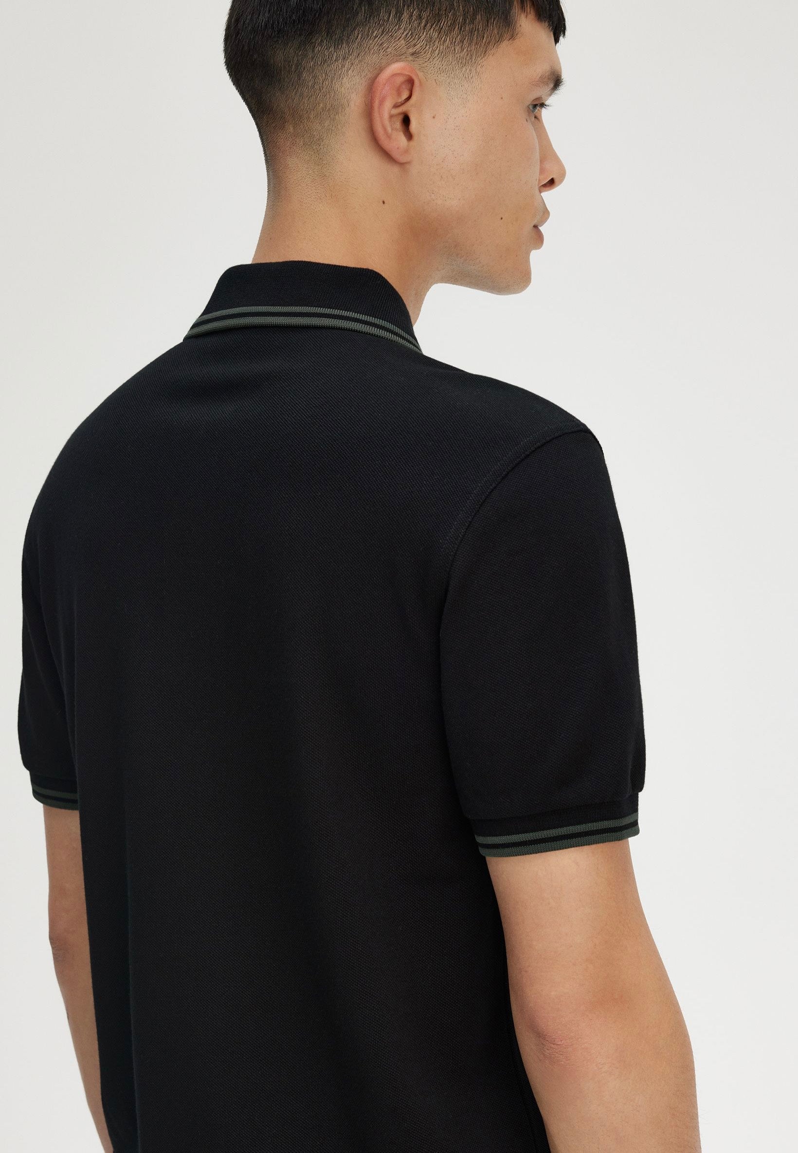 Fred Perry - Twin Tipped Black/Court Green - Polo | Men-Image