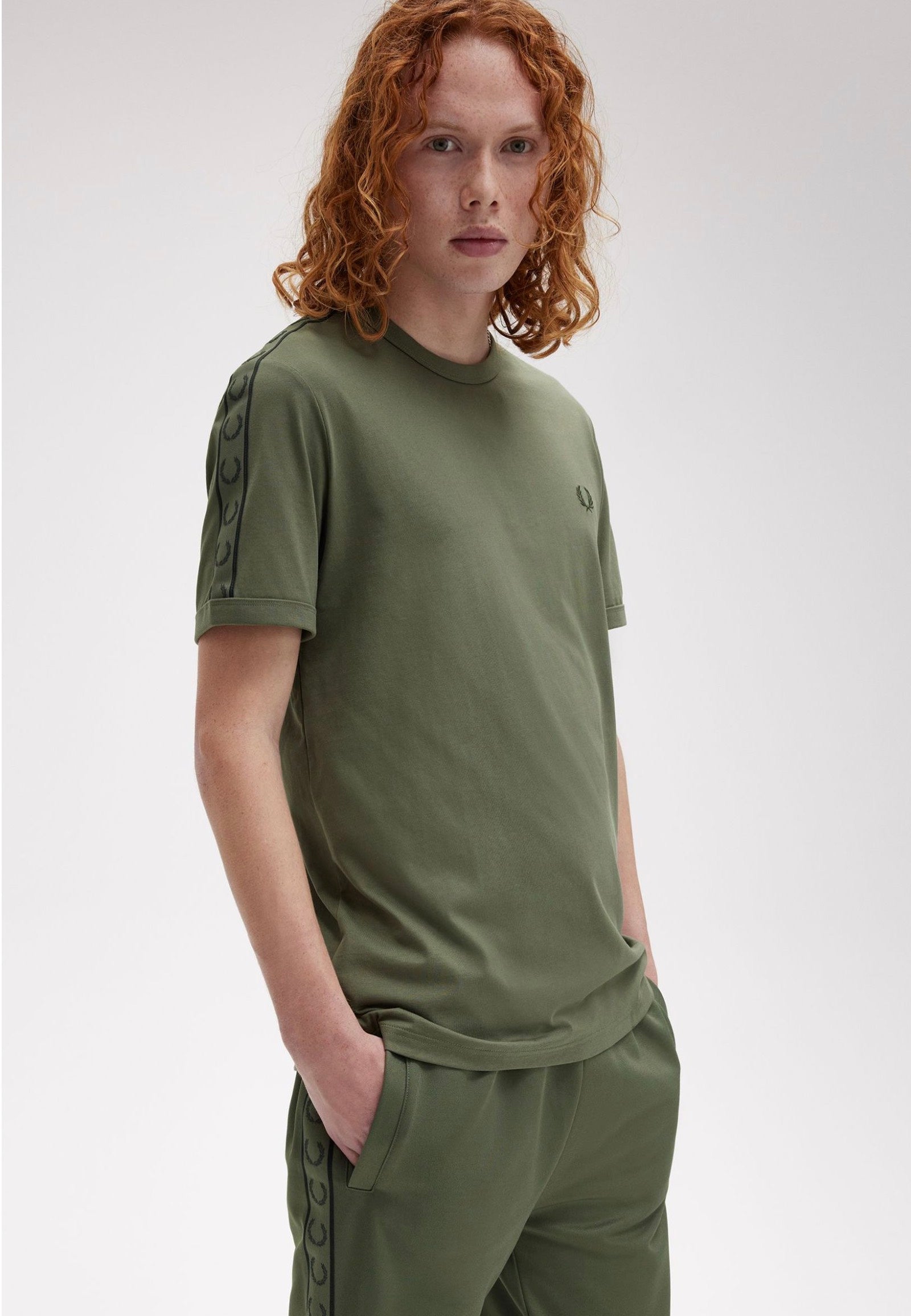 Fred Perry - Contrast Tape Ringer Laurel Wreath Green/Night Green - T-Shirt | Men-Image