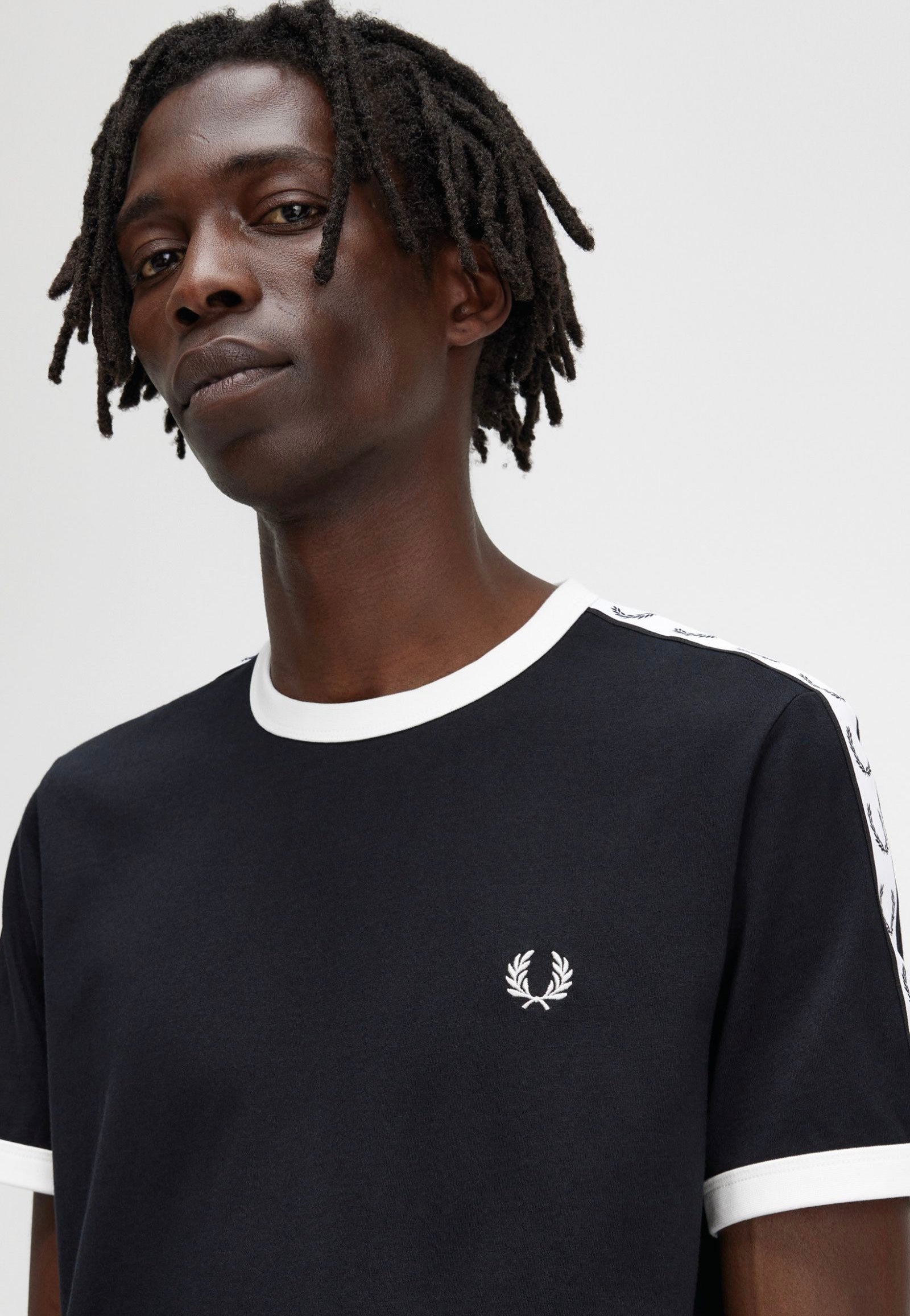 Fred Perry - Taped Ringer Black - T-Shirt | Men-Image