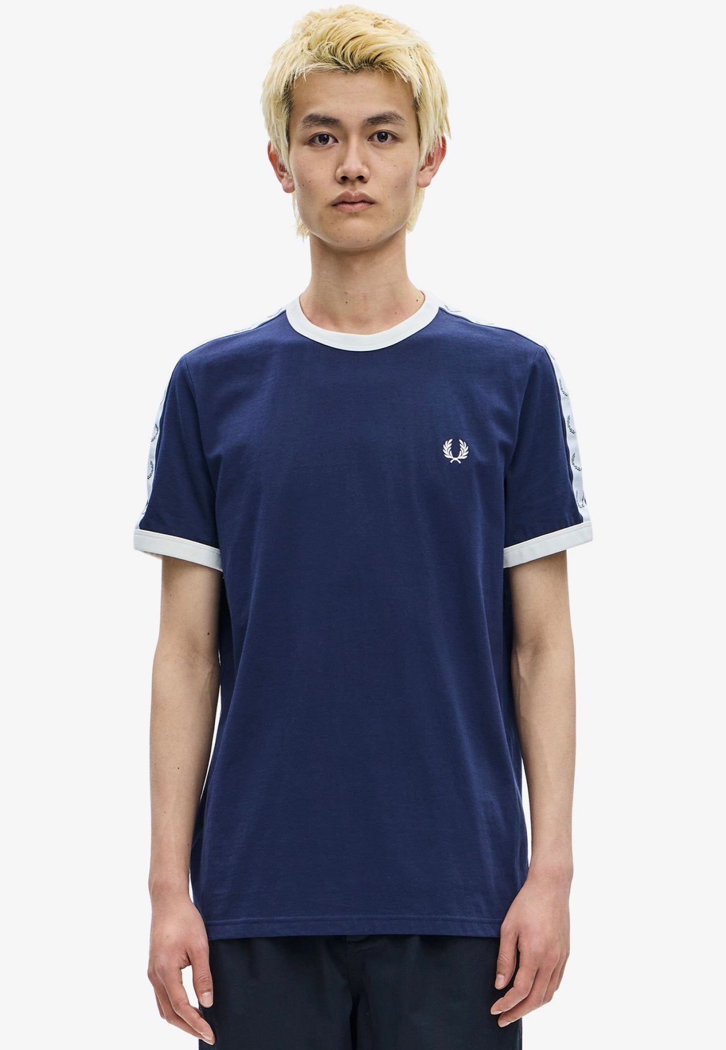 Fred Perry - Taped Ringer Carbon Blue - T-Shirt | Men-Image