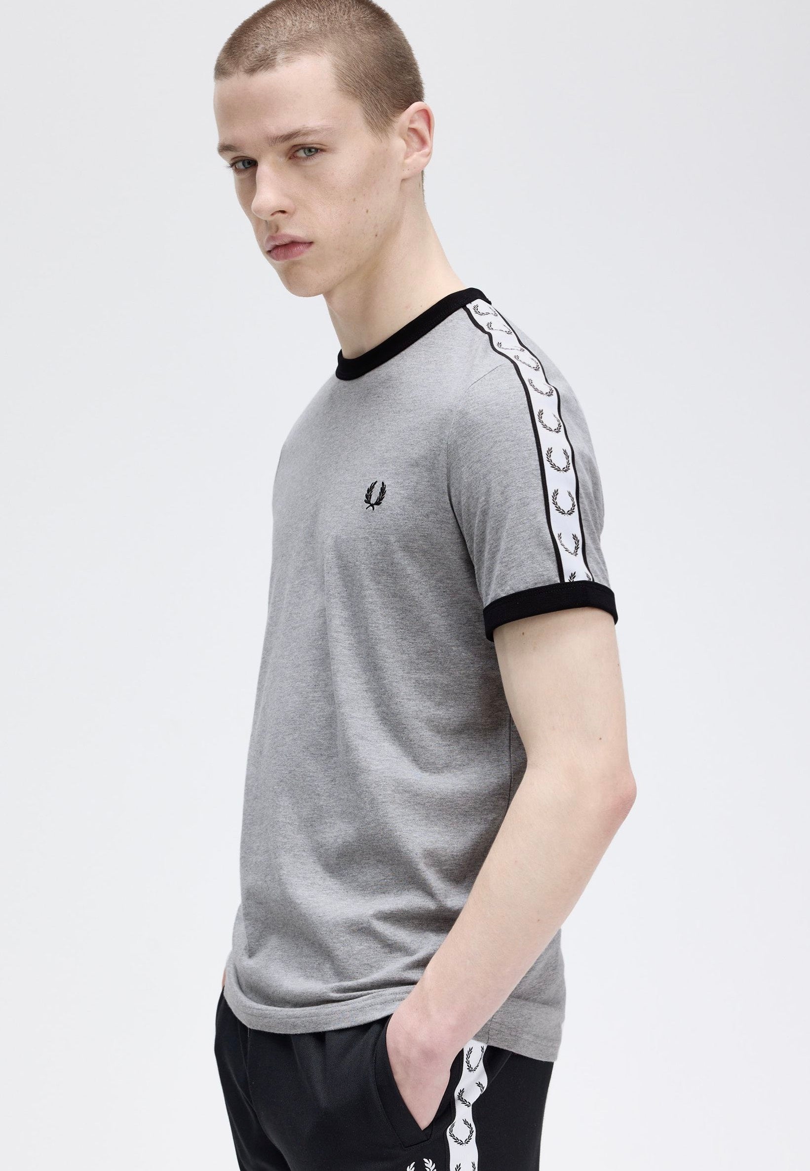 Fred Perry - Taped Ringer Steel Marl - T-Shirt | Men-Image