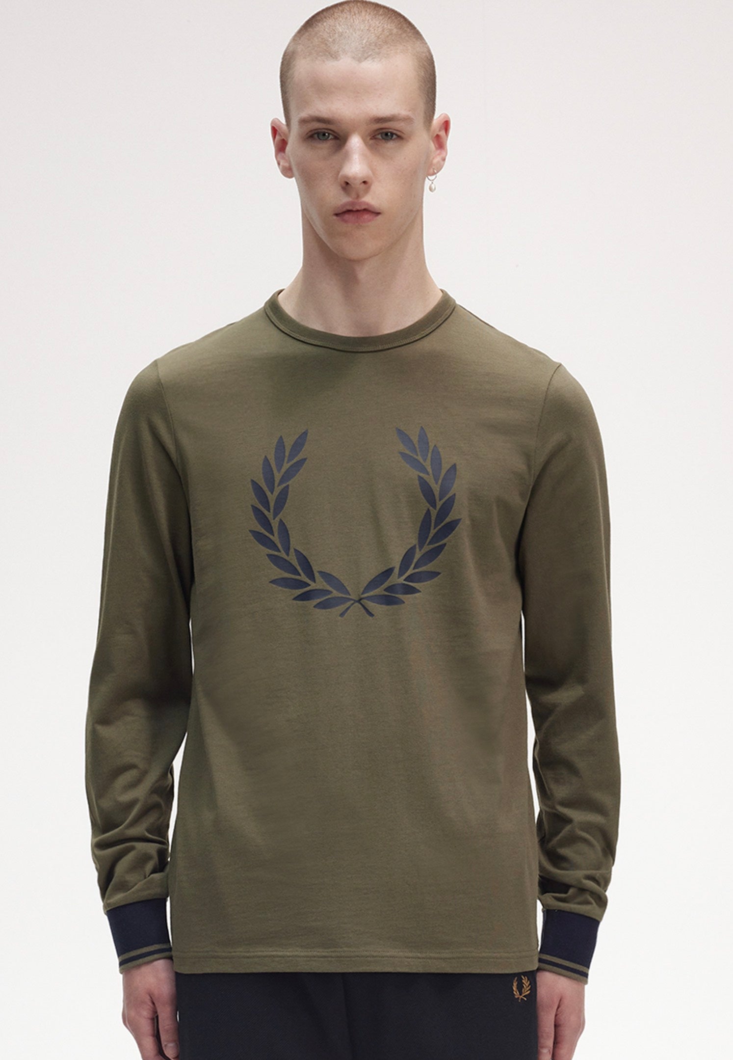 Fred Perry - Contrast Cuff Laurel Uniform Green - Longsleeve | Men-Image