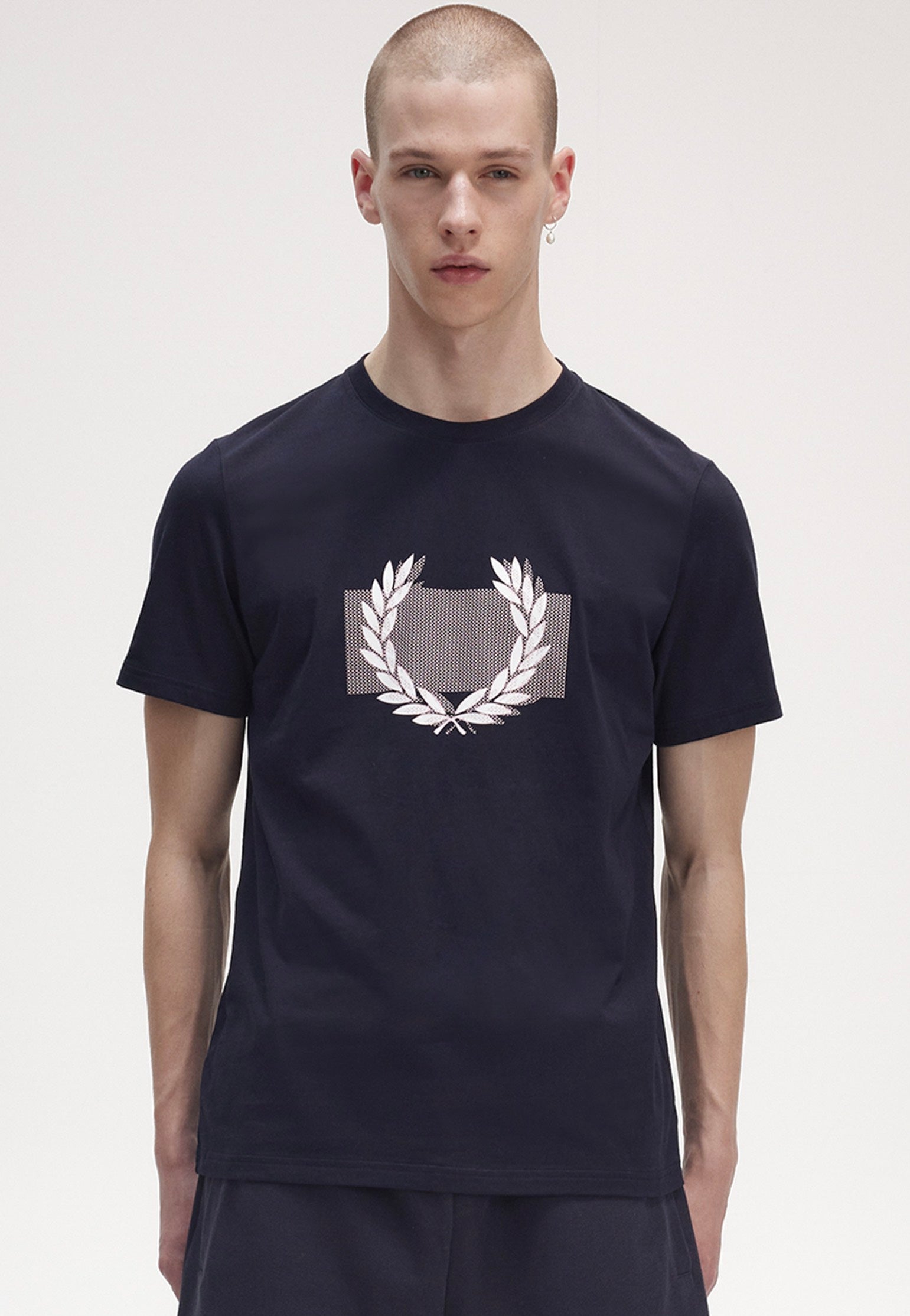 Fred Perry - Col Bloc Laurel Wreath Navy - T-Shirt | Men-Image