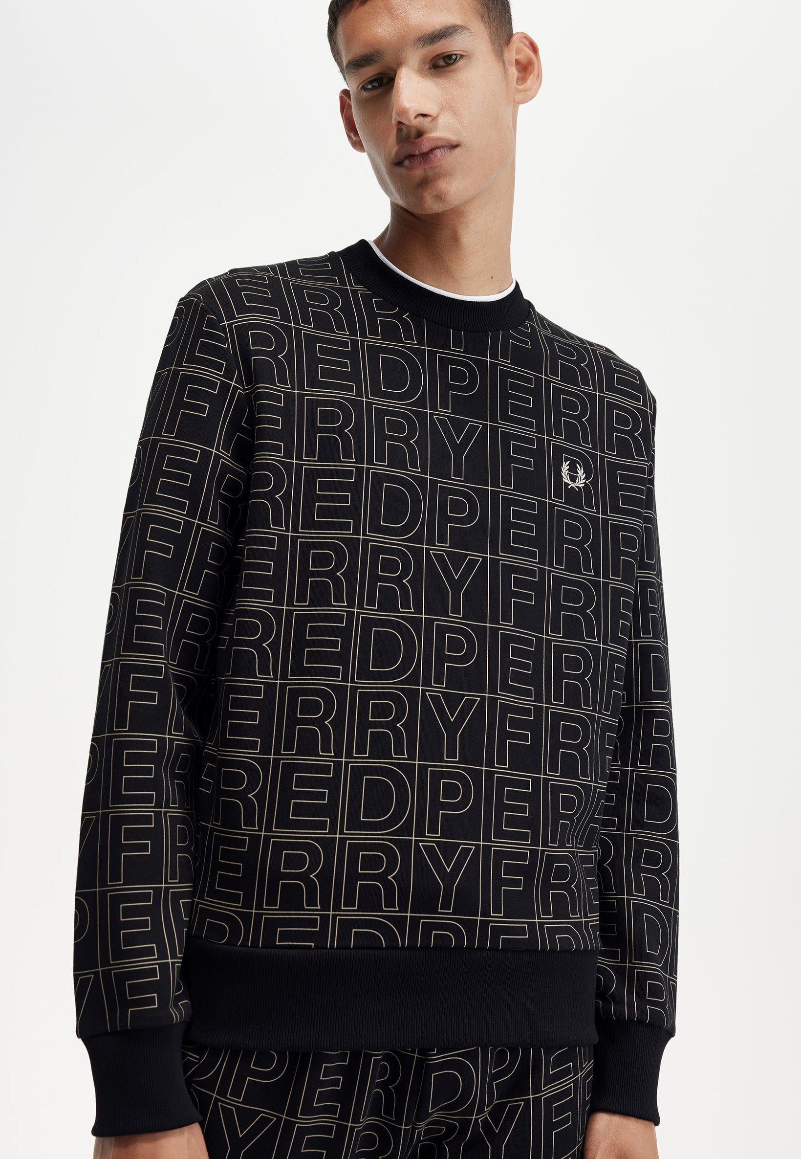 Fred Perry - Spellout Graphic Black - Sweater | Men-Image