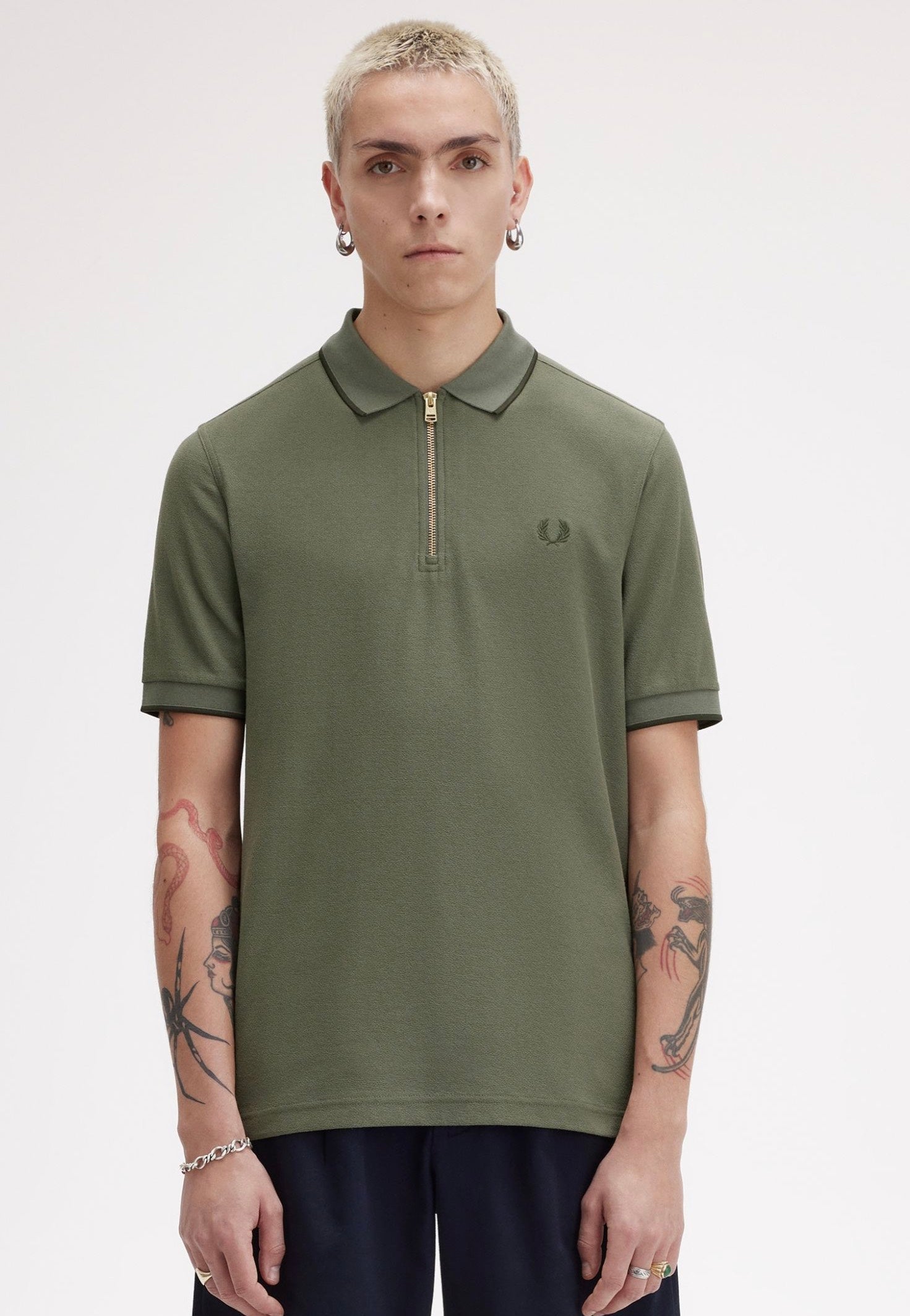 Fred Perry - Crepe Pique Zip Neck Laurel Wreath Green - Polo | Men-Image