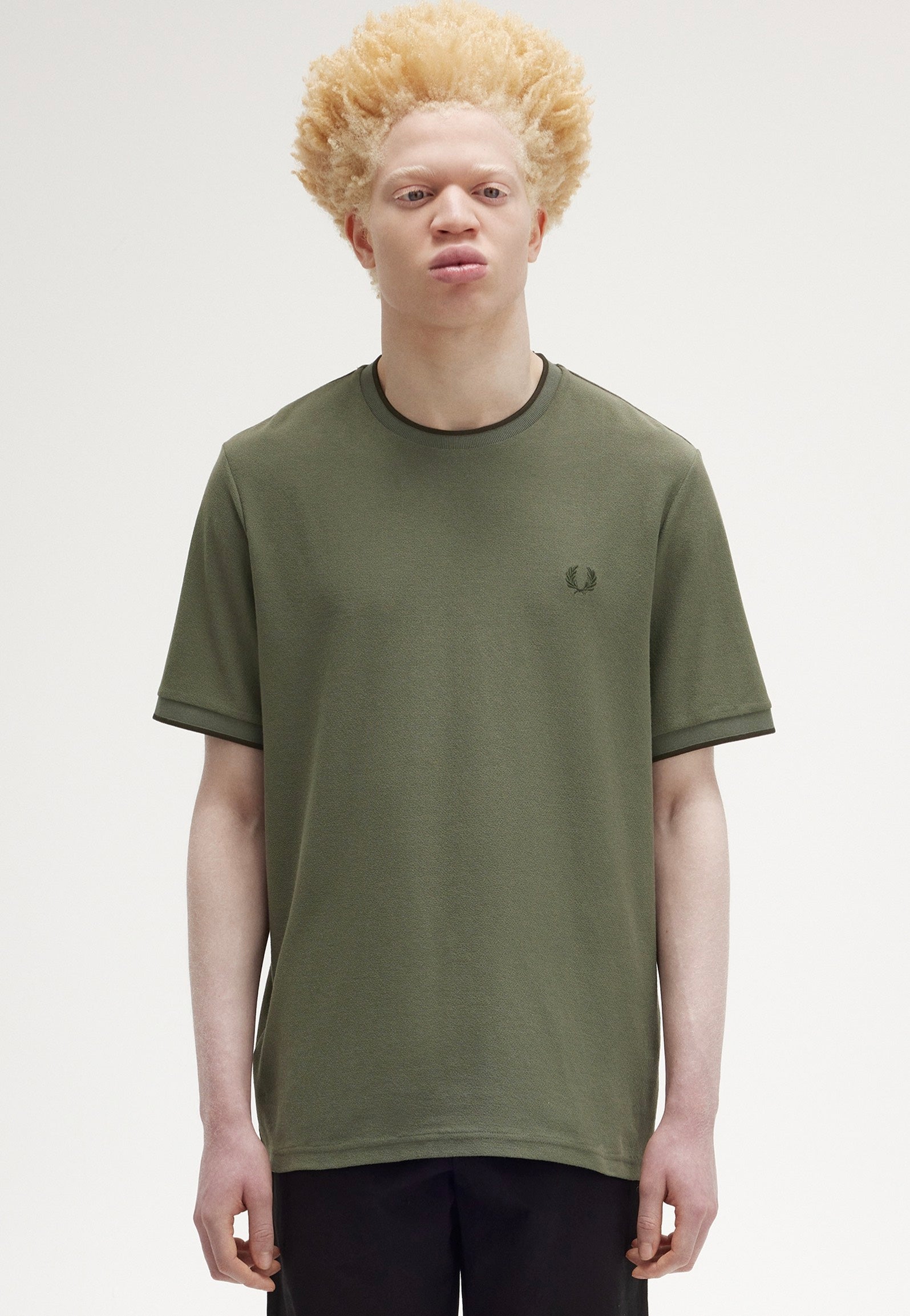 Fred Perry - Crepe Pique Laurel Wreath Green - T-Shirt | Men-Image