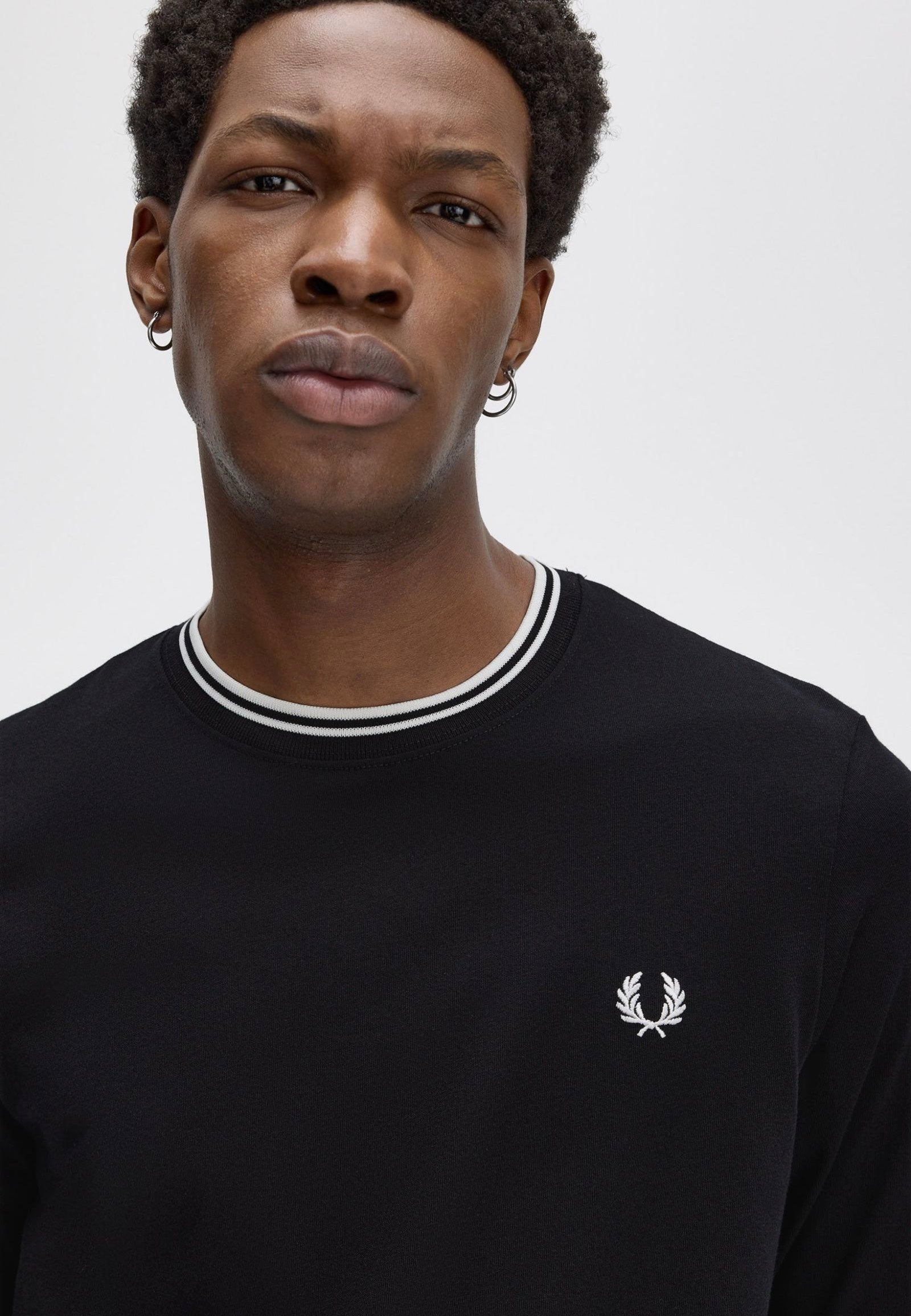 Fred Perry - Twin Tipped Black - Longsleeve | Men-Image