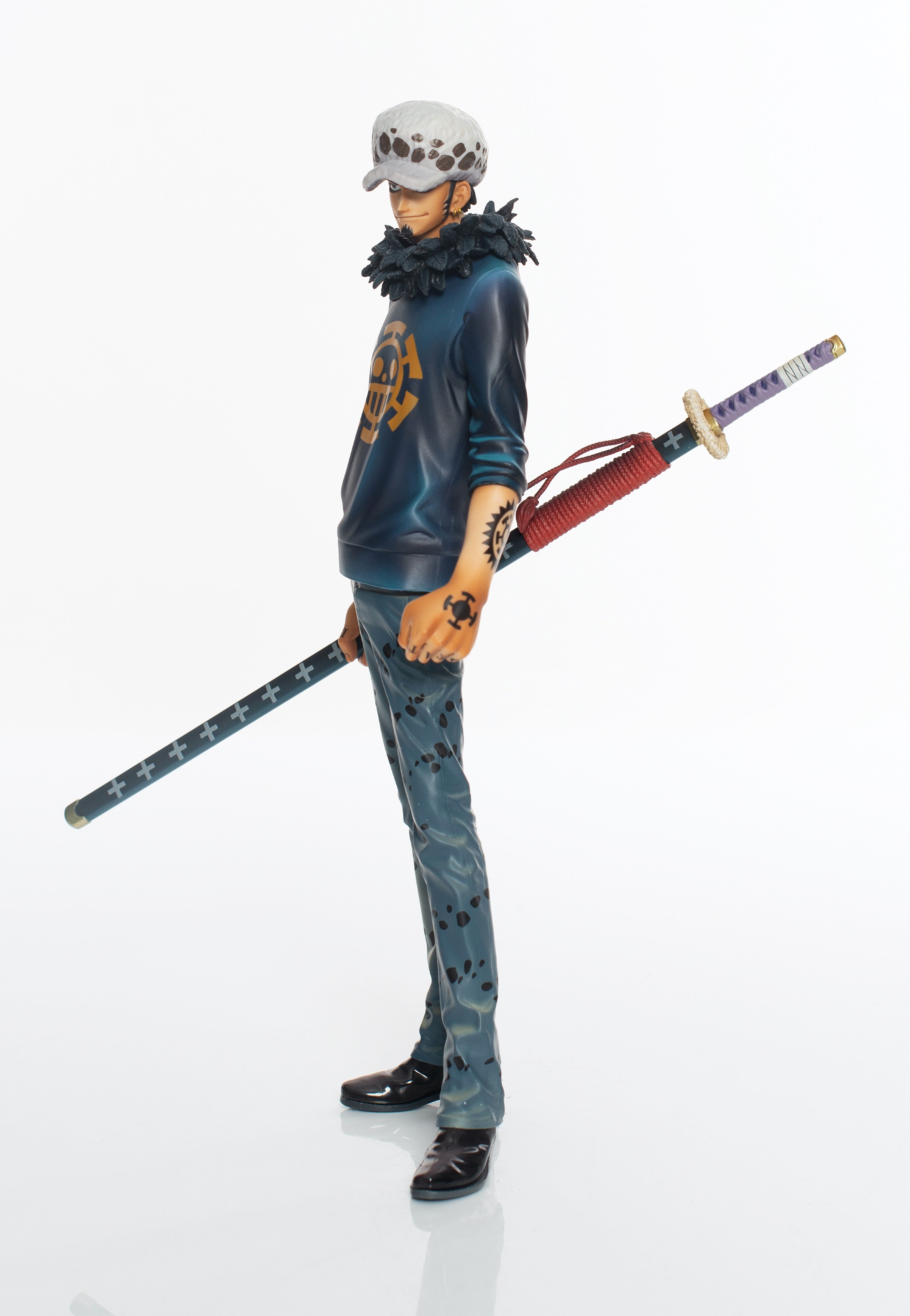 One Piece - Trafalger Law - Figure | Neutral-Image