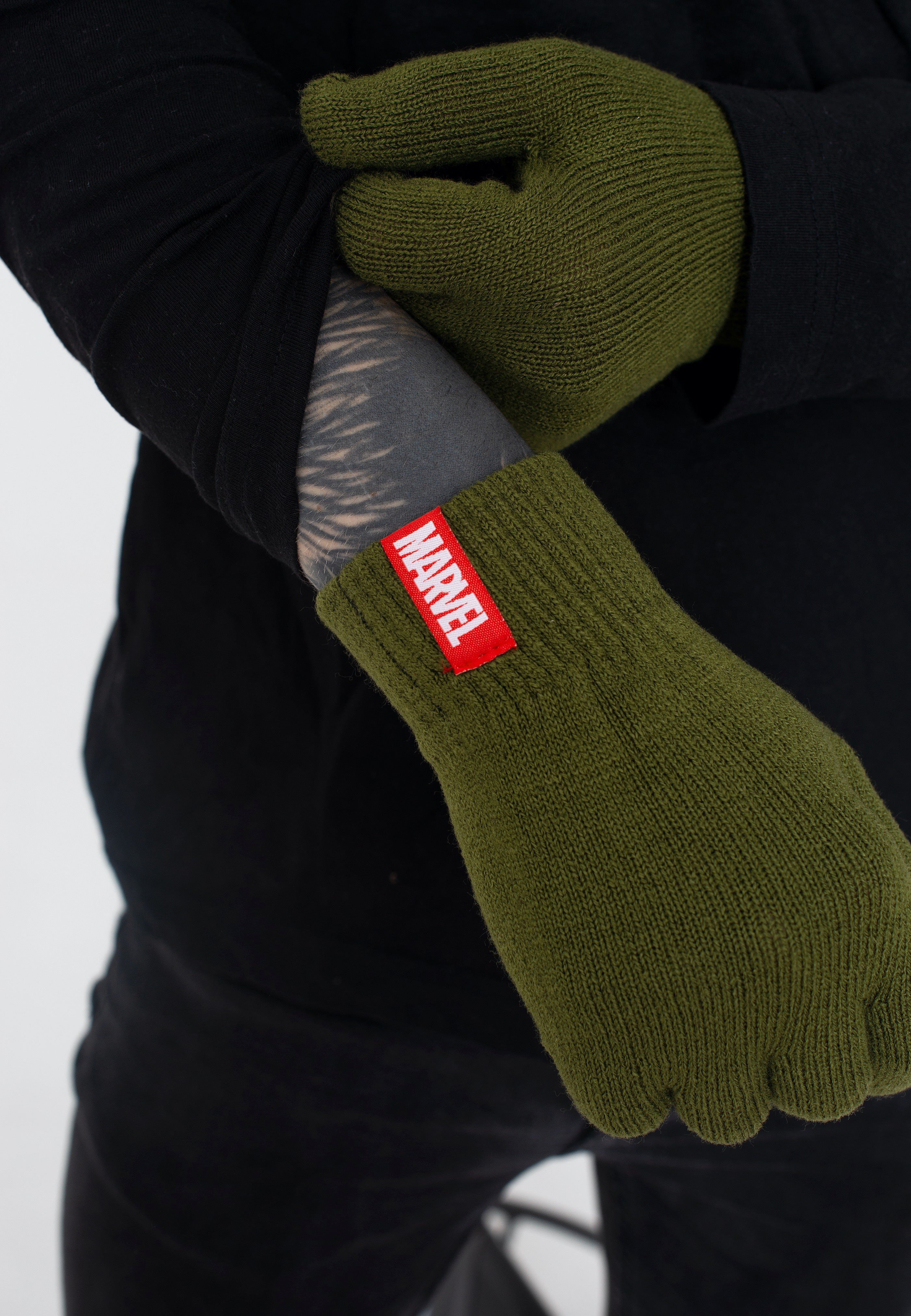 Marvel Comics - Logo Beanie + Gloves - Gift Set | Neutral-Image