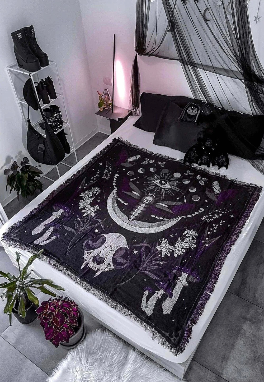 Killstar - Moonflower Woven - Blanket | Neutral-Image