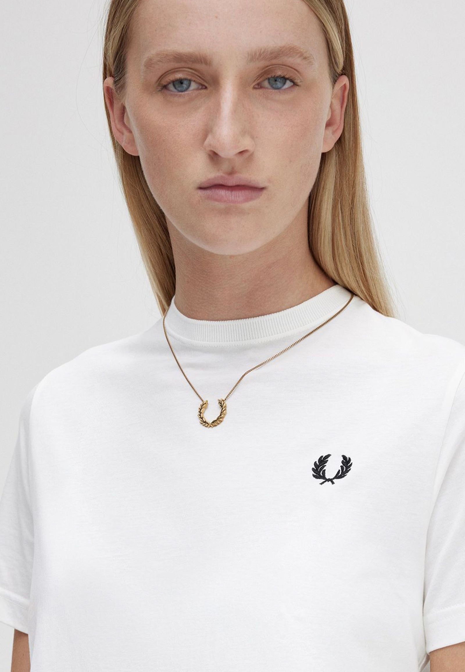 Fred Perry - Laurel Wreath Gold - Necklace | Neutral-Image