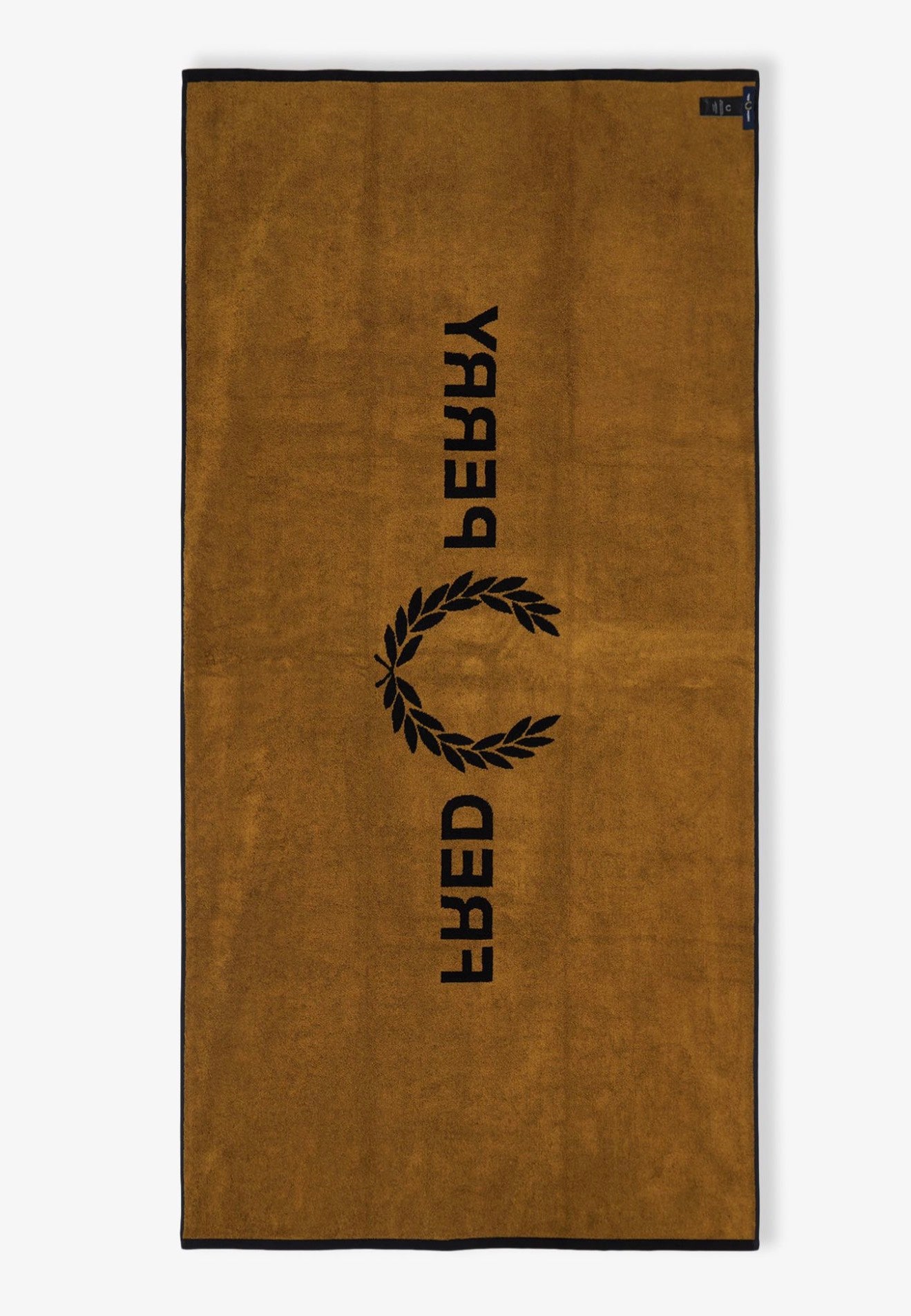 Fred Perry - Flp Black/Dark Caramel - Towel | Neutral-Image