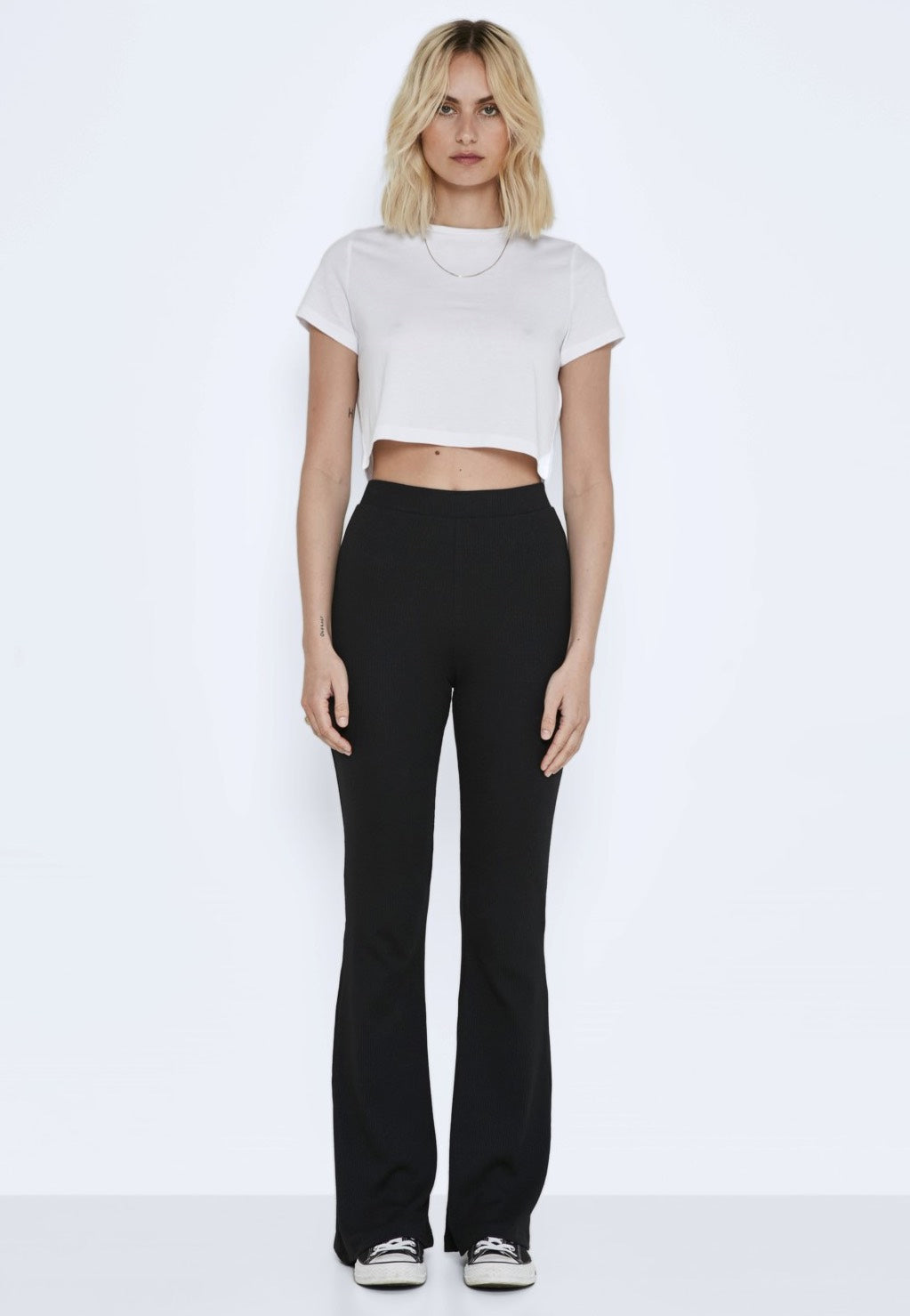 Noisy May - Pasa High Waist Flared Black - Pants | Women-Image