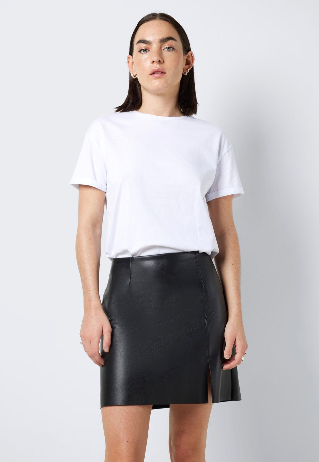 Noisy May - Clara Penny Pu Slit Black - Mini Skirt | Women-Image