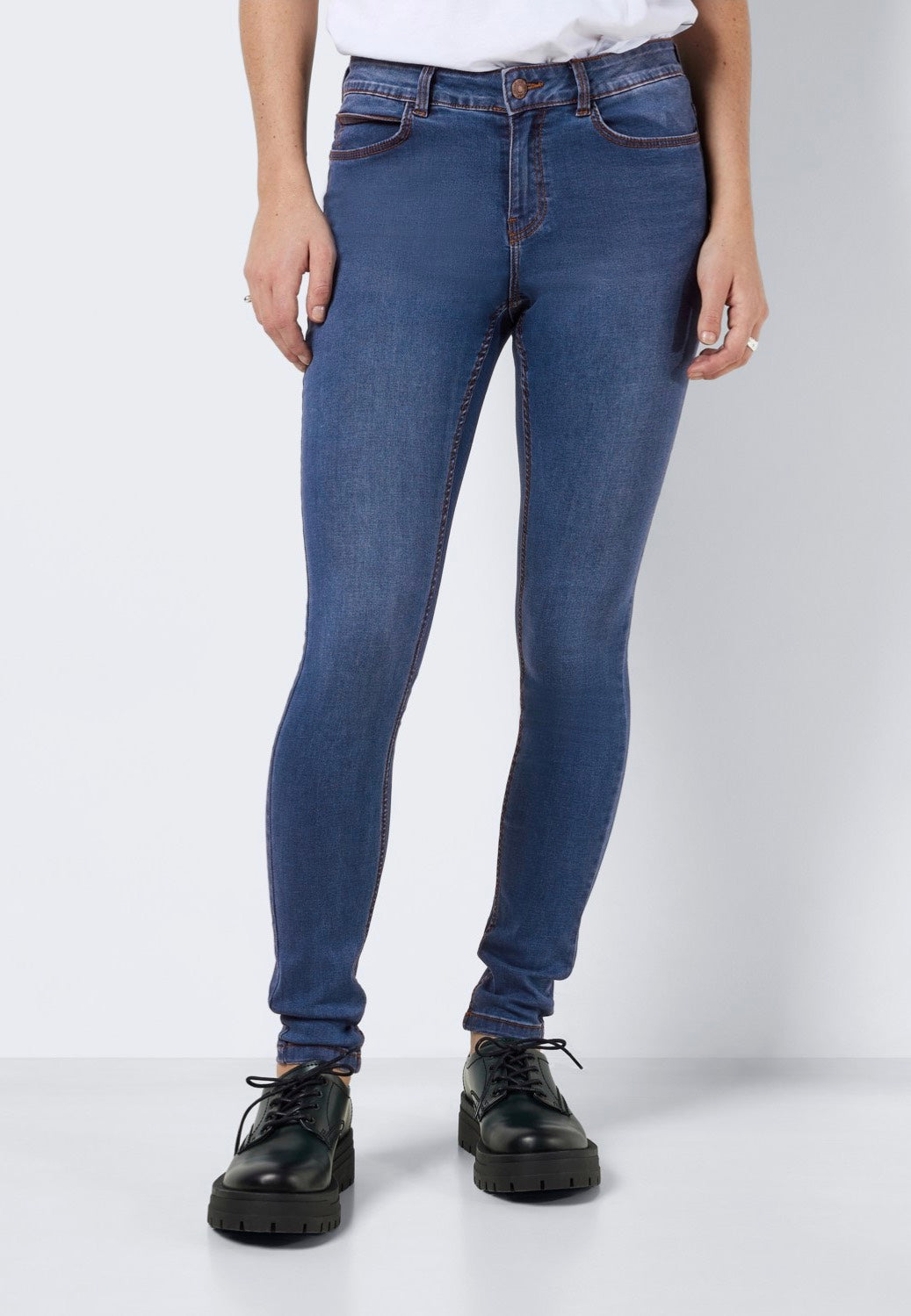 Noisy May - Billie Normal Waist Skinny Medium Blue Denim - Jeans | Women-Image