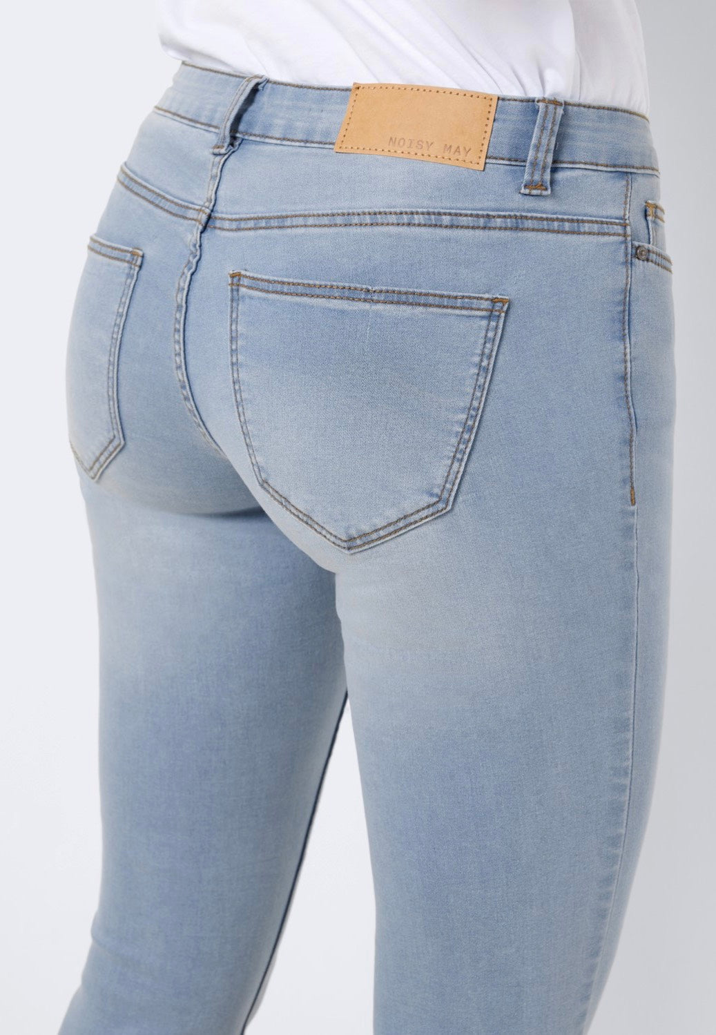 Noisy May - Allie Low Waist Skinny Light Blue Denim - Jeans | Women-Image