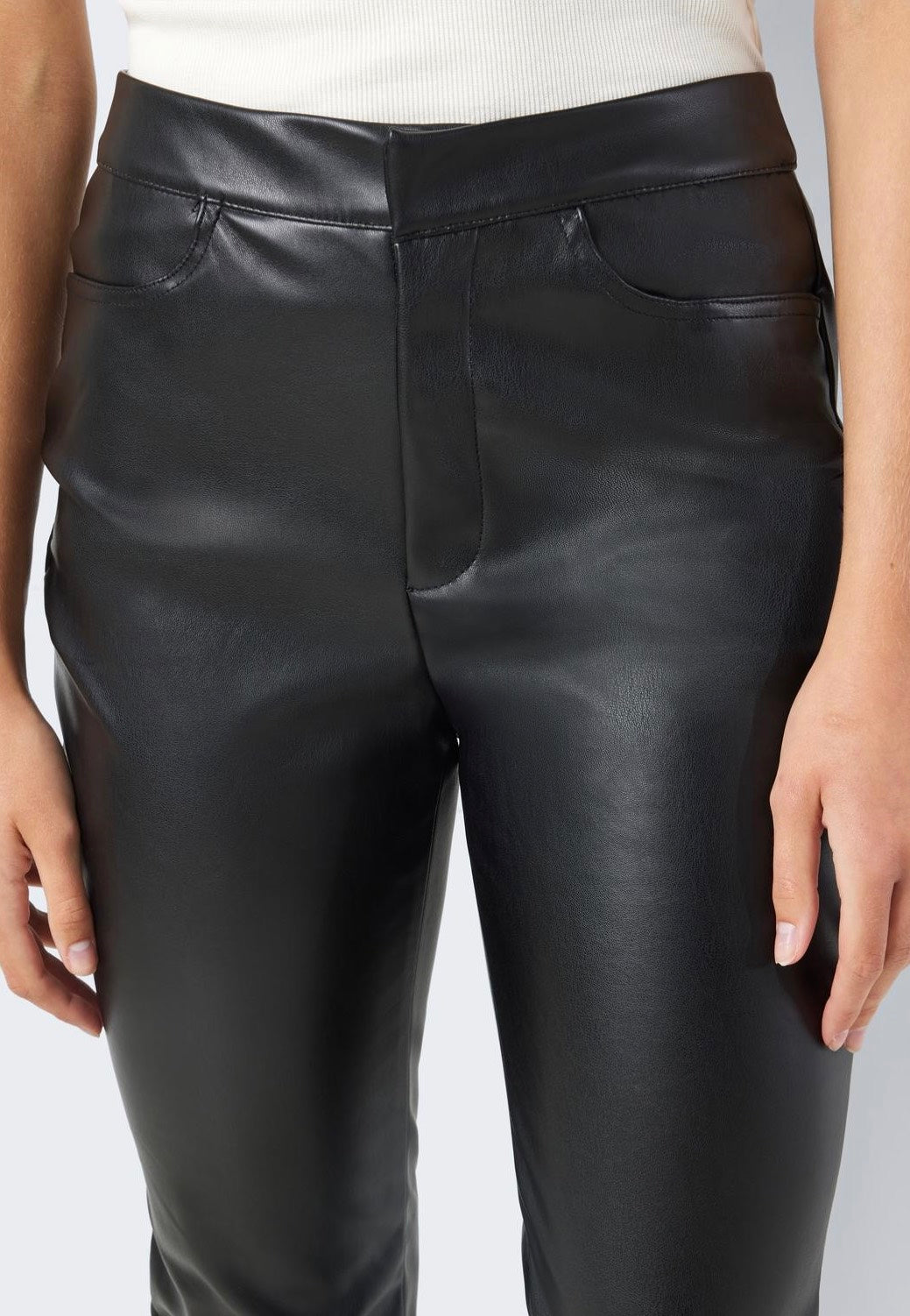 Noisy May - Andy Moni Pu Ankle Black - Pants | Women-Image