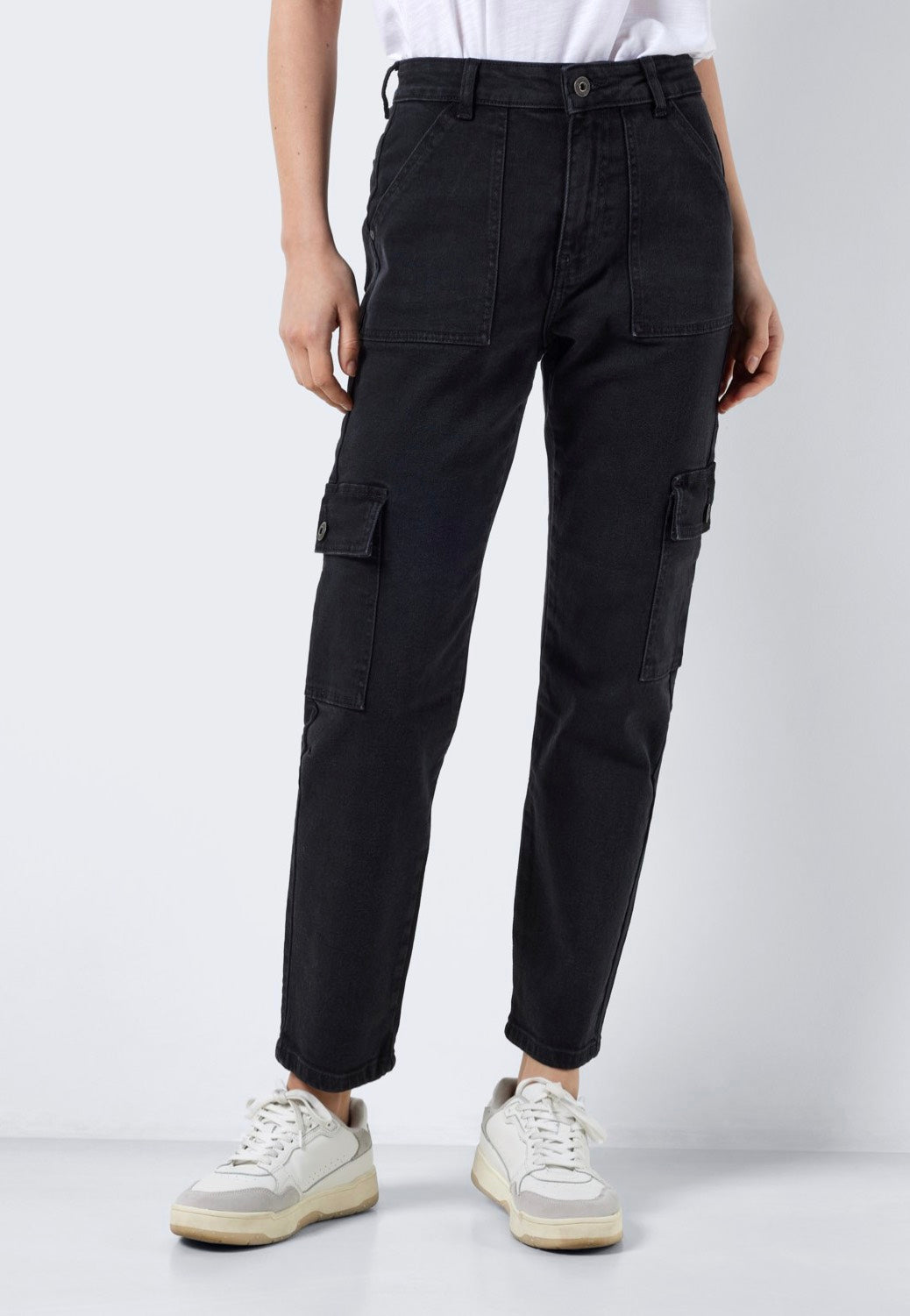 Noisy May - Moni Utility Cargo Ank Black - Jeans | Women-Image