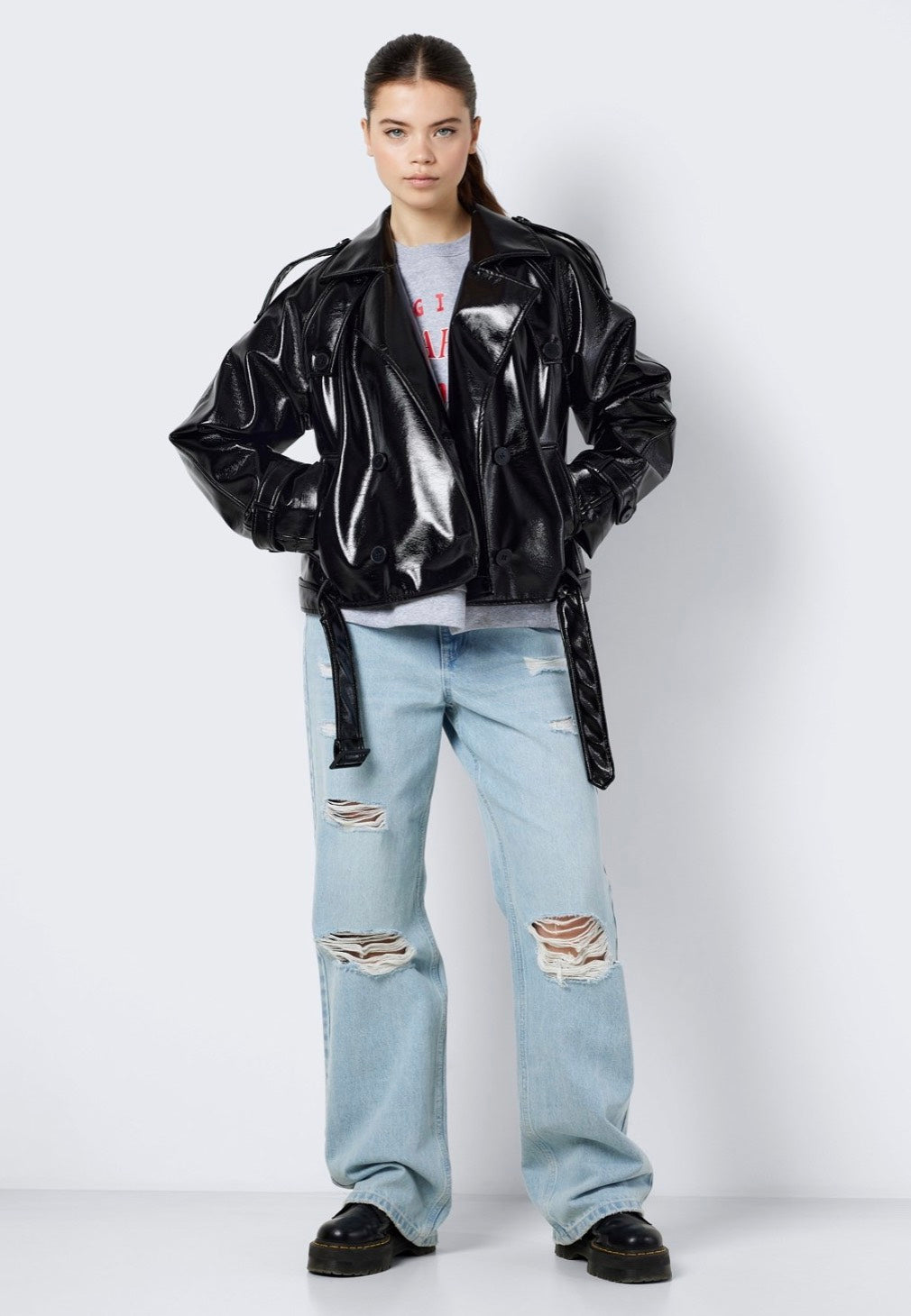 Noisy May - Neal Vinyl Short Black - Jacket | Women-Image