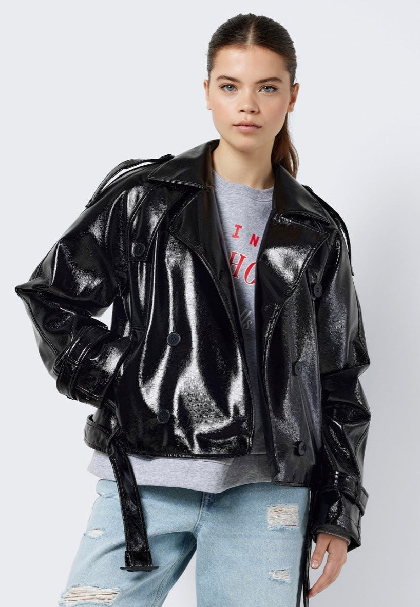 Noisy May - Neal Vinyl Short Black - Jacket | Women-Image