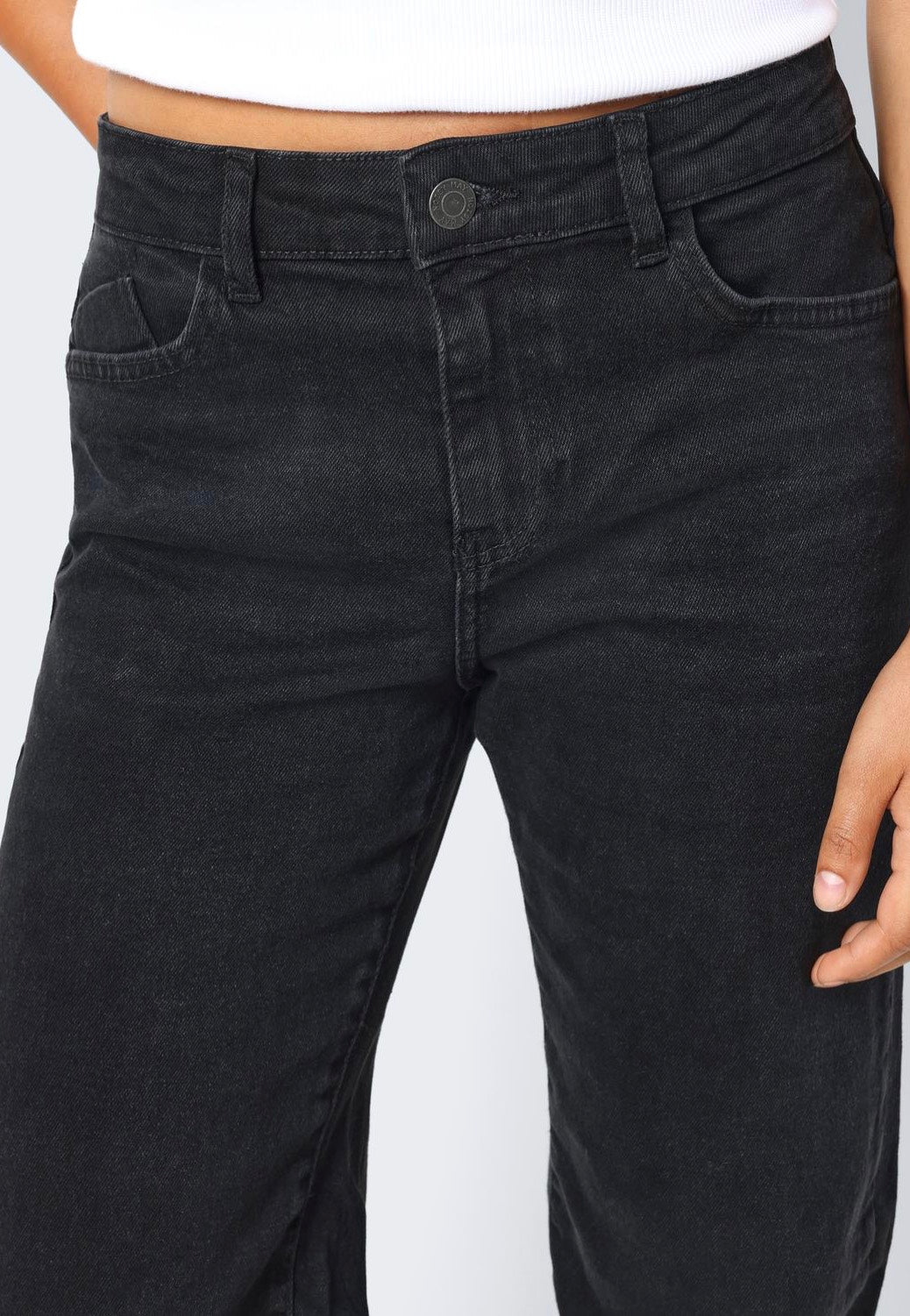 Noisy May - Yolanda Wide Black Denim - Jeans | Women-Image