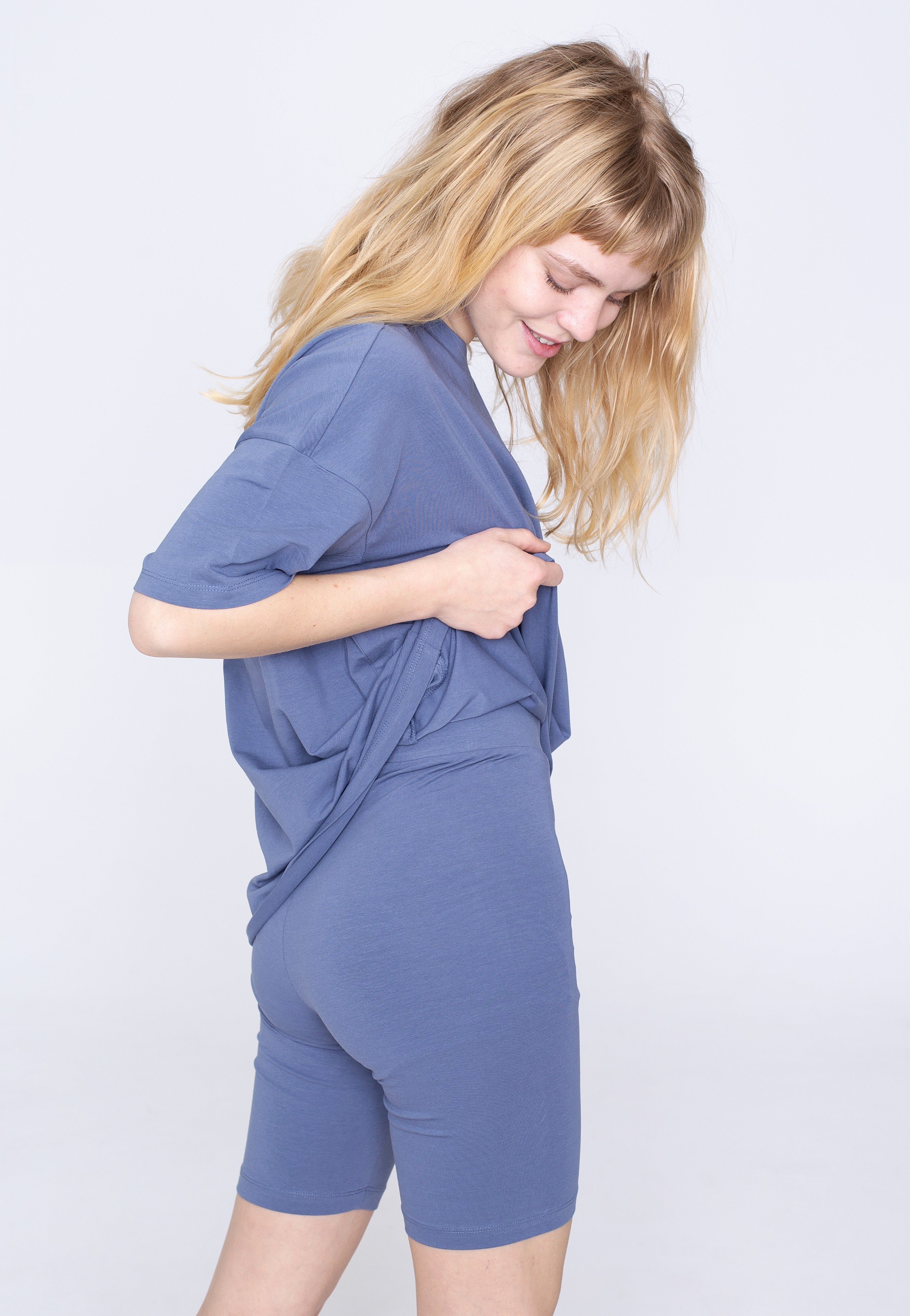 Noisy May - Cecilie Coordinated China Blue T-Shirt und Pants - Set | Women-Image