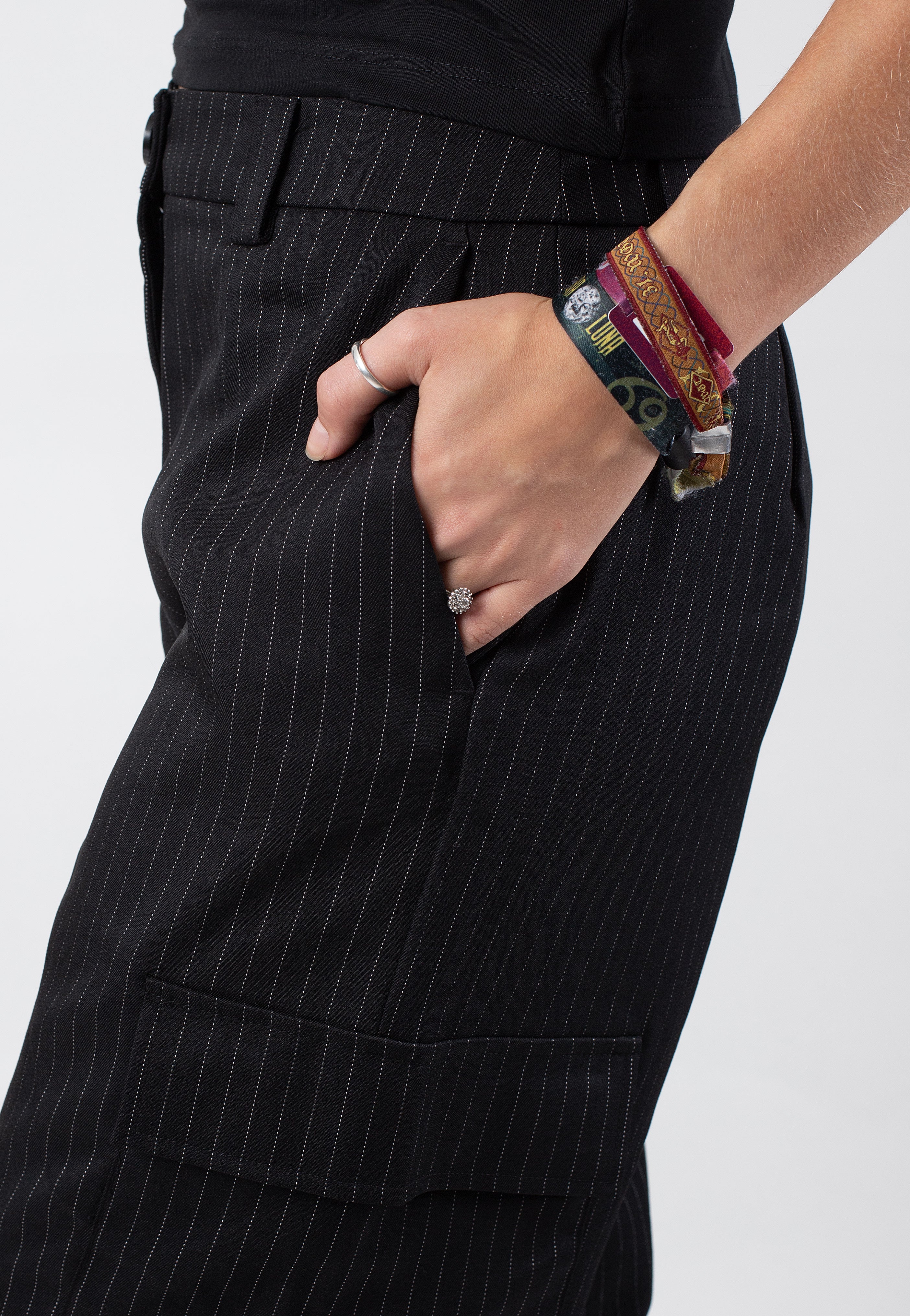 Noisy May - Dallas Pinstripe Black White - Pants | Women-Image