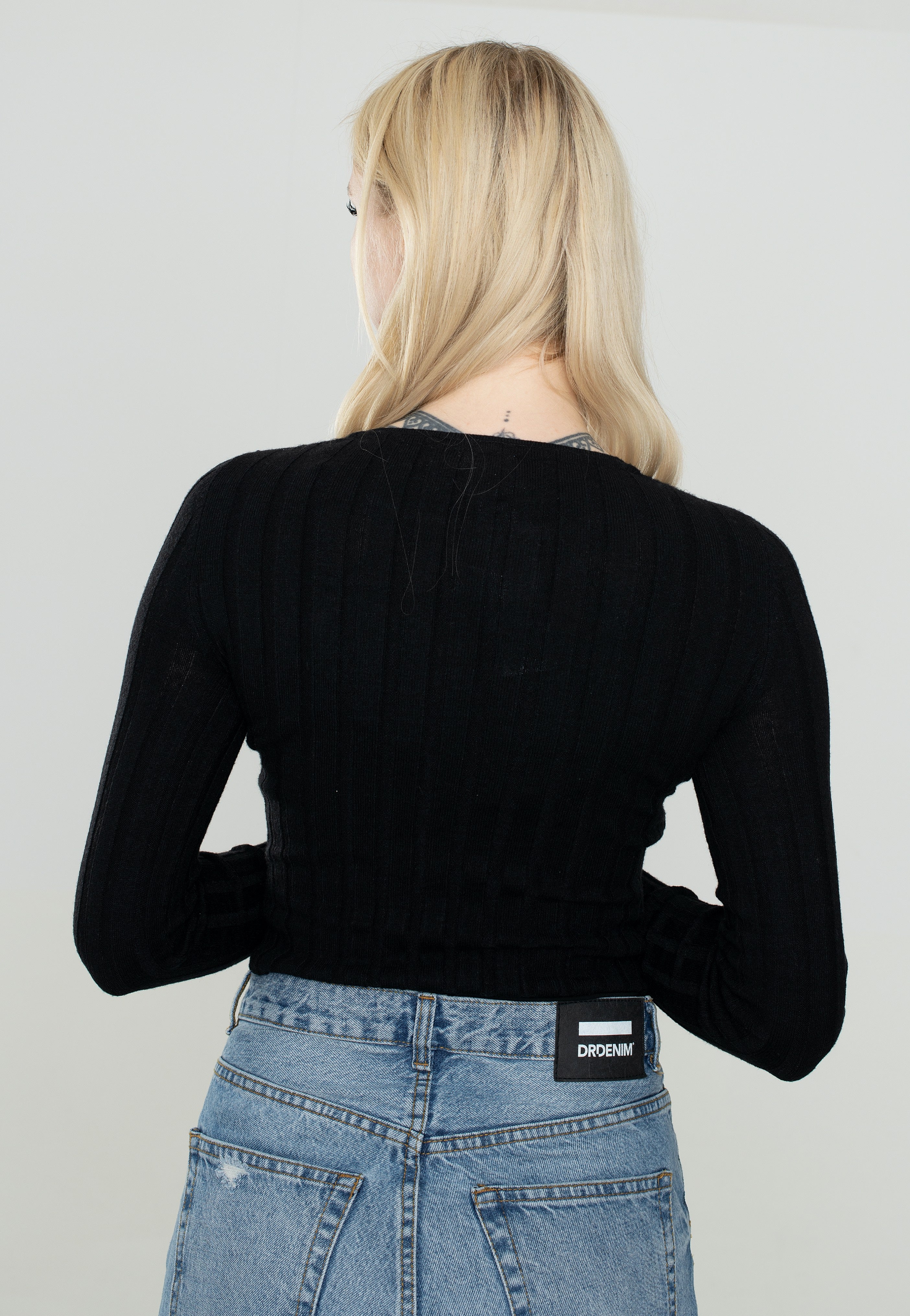 Noisy May - Frey O Neck Cut Out Black - Longsleeve | Women-Image