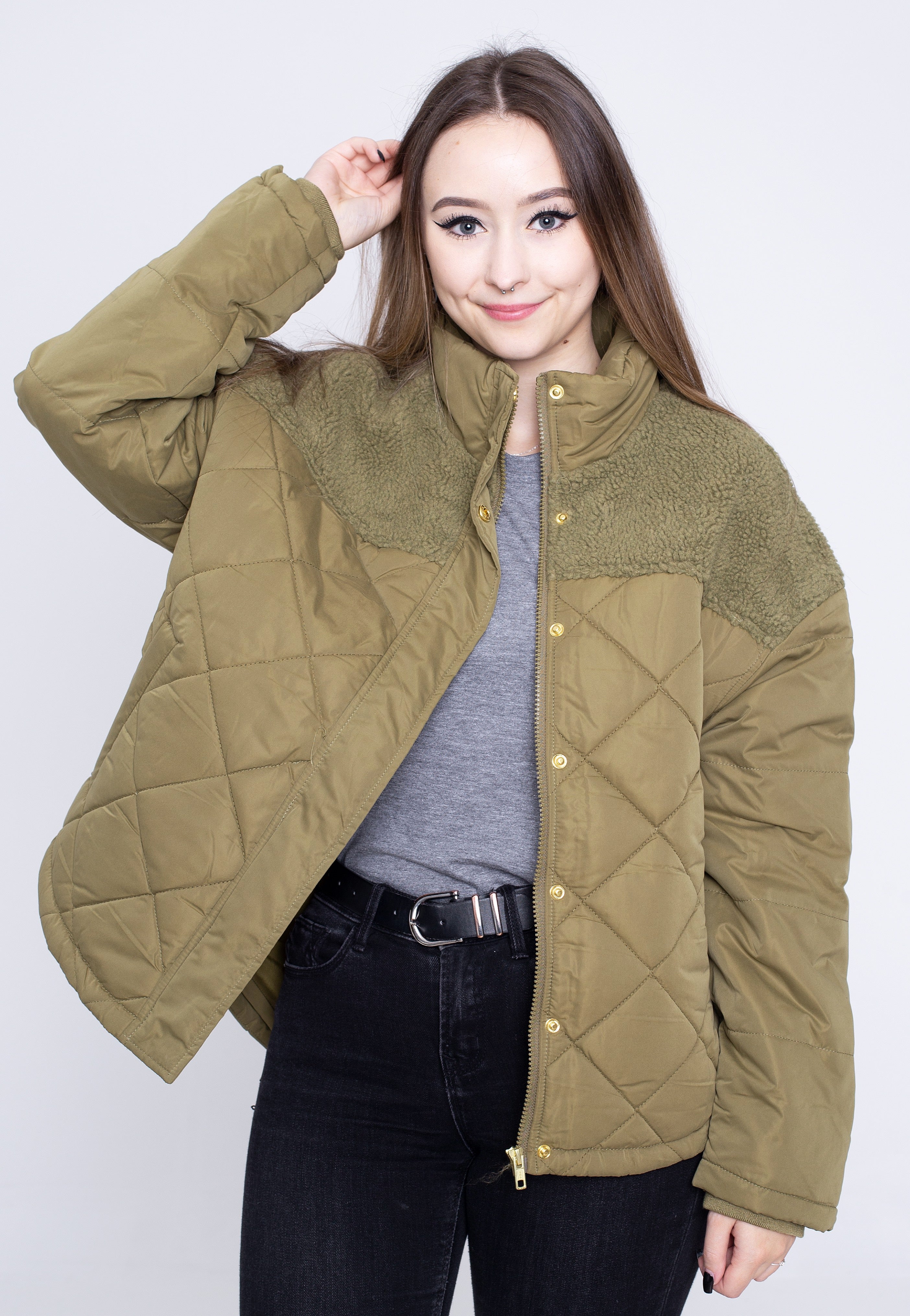 Urban Classics - Ladies Oversized Diamond Quilt Puffer Tini Olive - Jacket | Women-Image