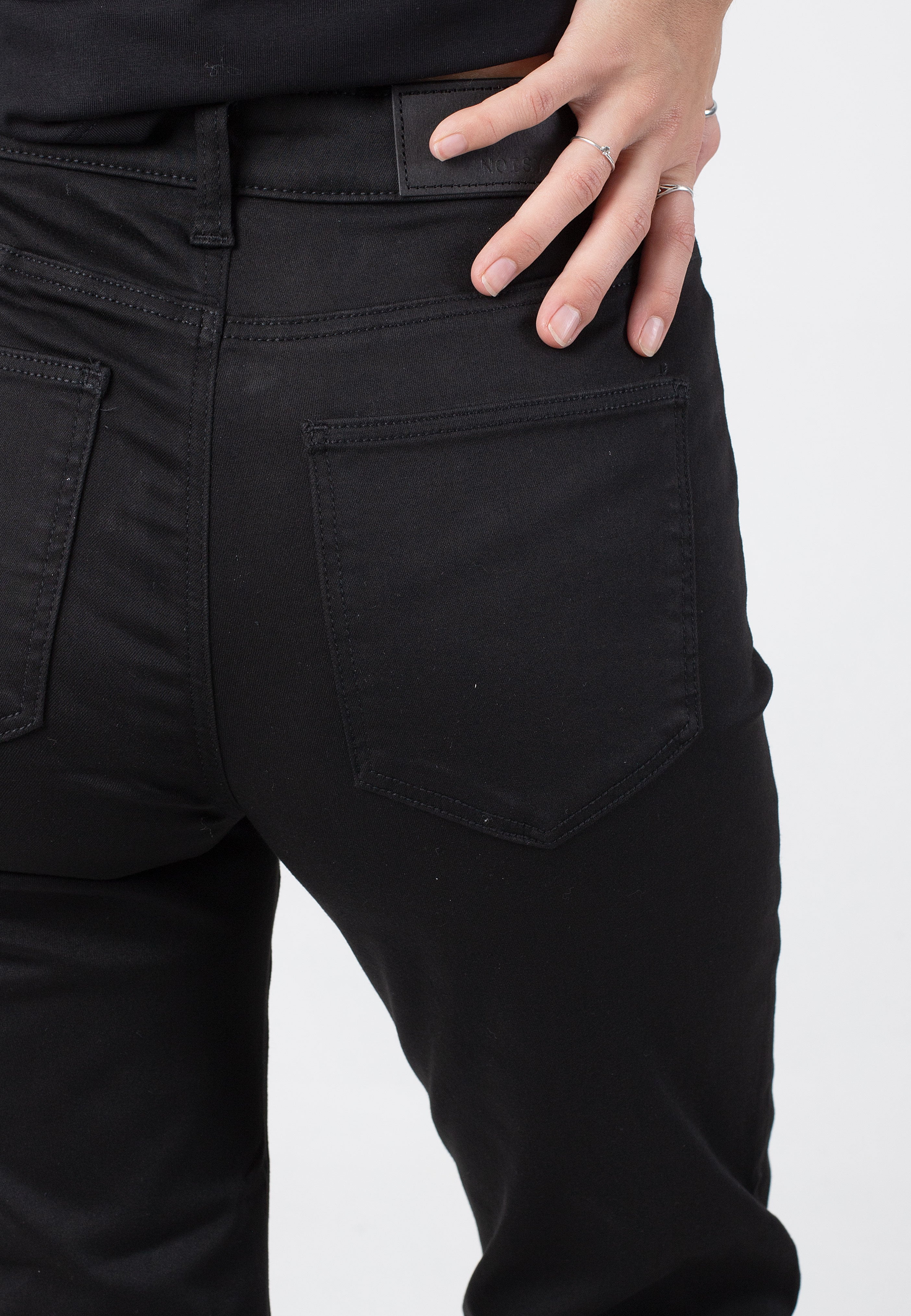 Noisy May - Moni Hw Straight Black Denim - Jeans | Women-Image