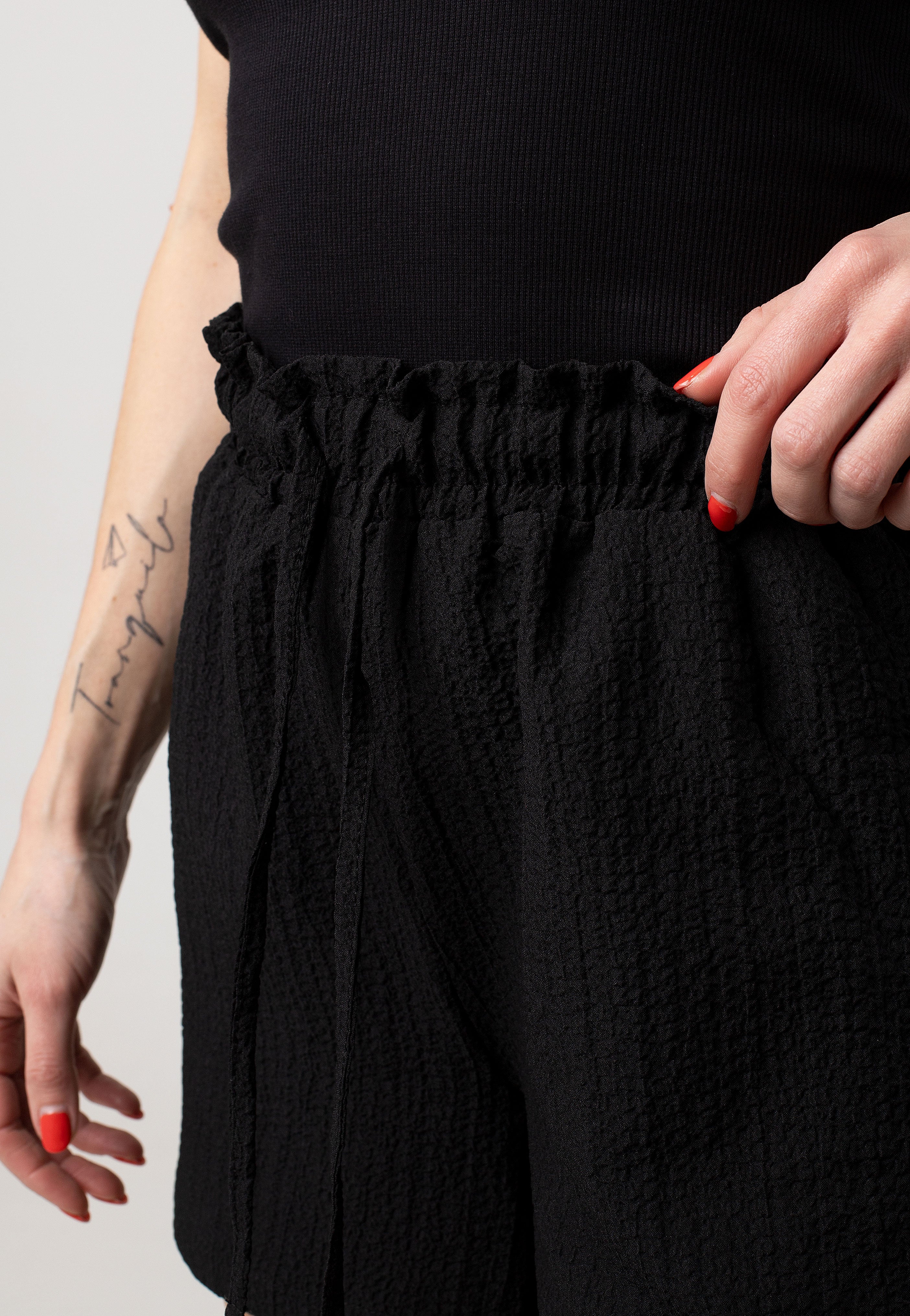 Noisy May - Ripple Black - Shorts | Women-Image