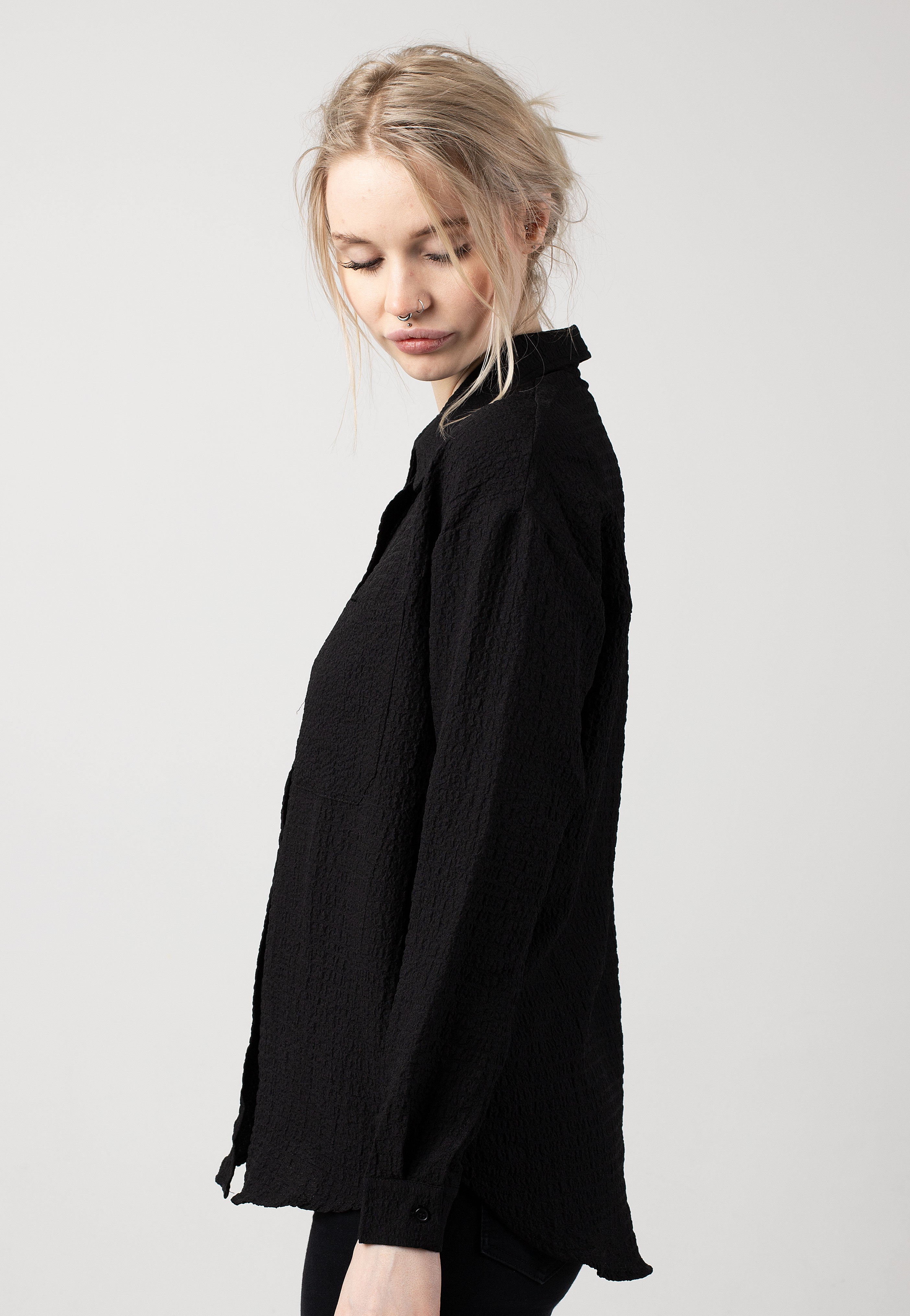 Noisy May - Ripple Oversized Black - Shirt | Women-Image