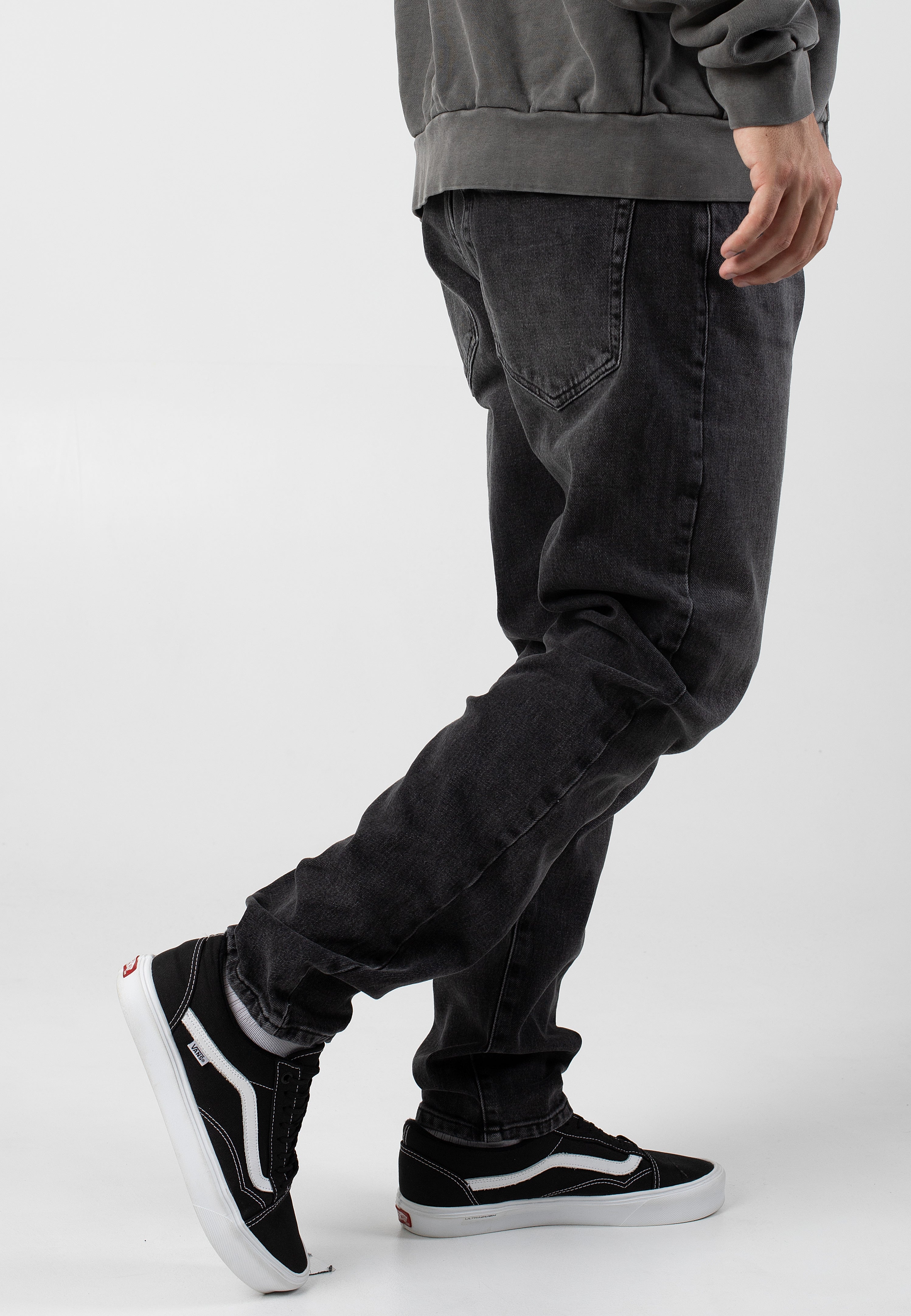 Only & Sons - Yoke Tapered Black Denim - Jeans | Men-Image