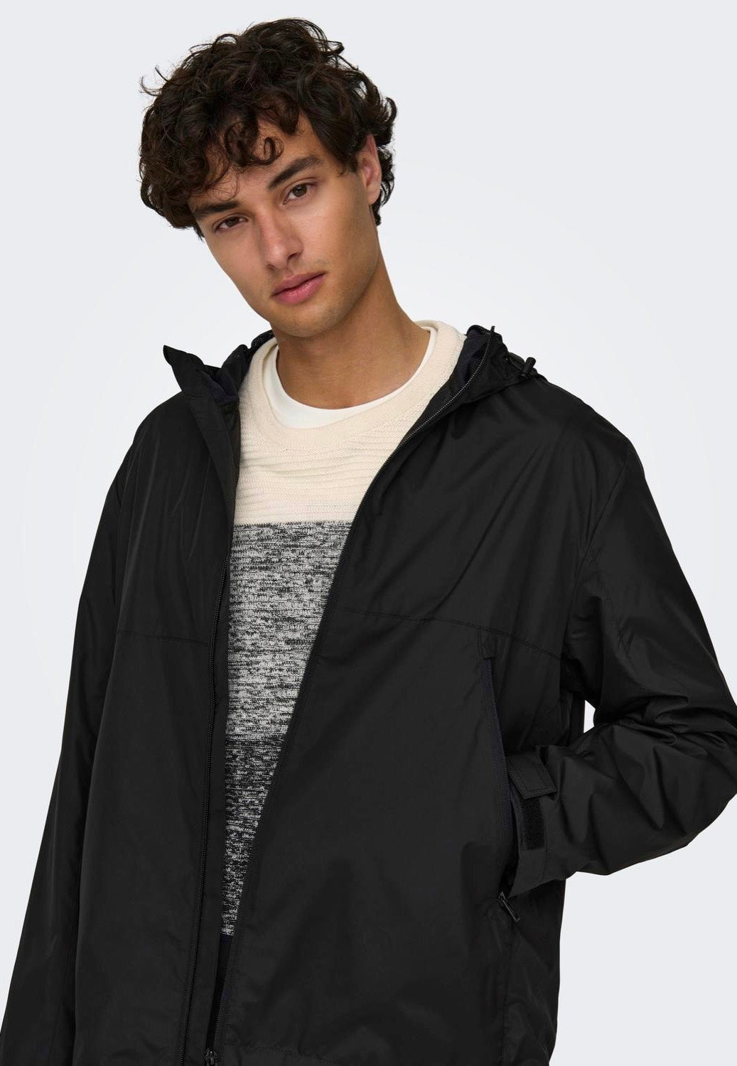 Only & Sons - Eran Hood Black - Windbreaker | Men-Image