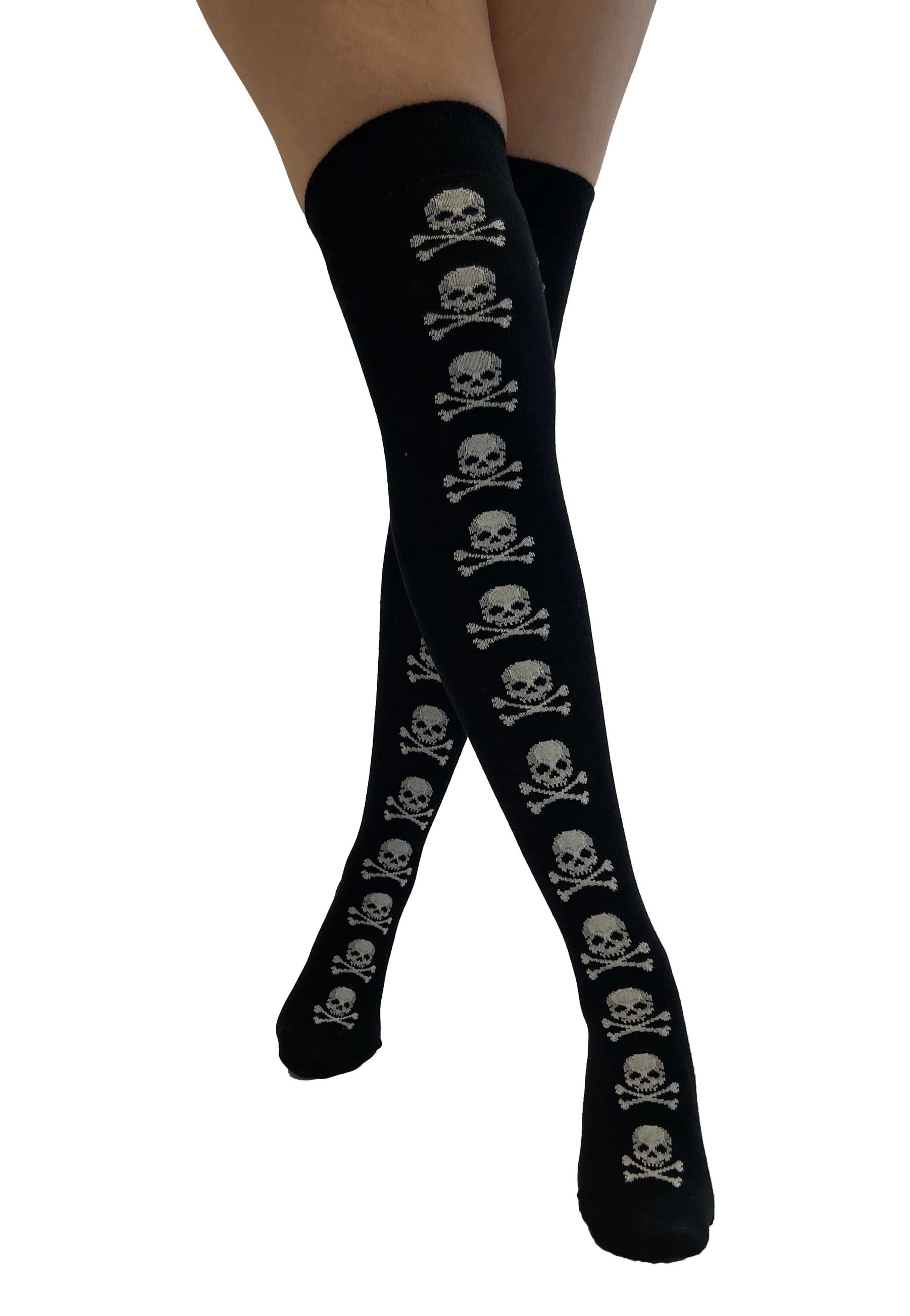 Pamela Mann - Over Knee Socks Skull and Crossbones Black/White - Socks | Women-Image