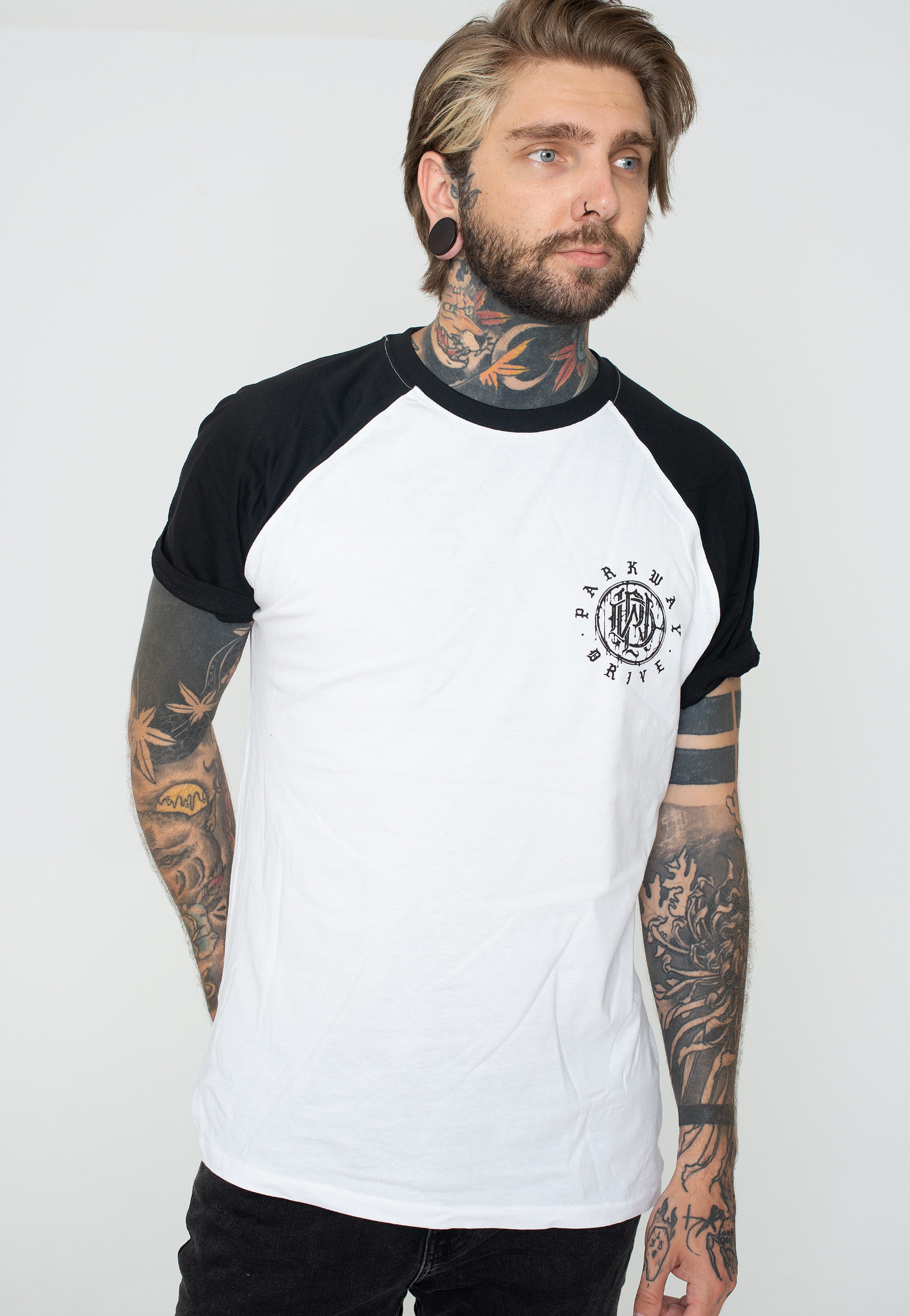 Parkway Drive - Glitch Logo White/Black Raglan - T-Shirt | Men-Image