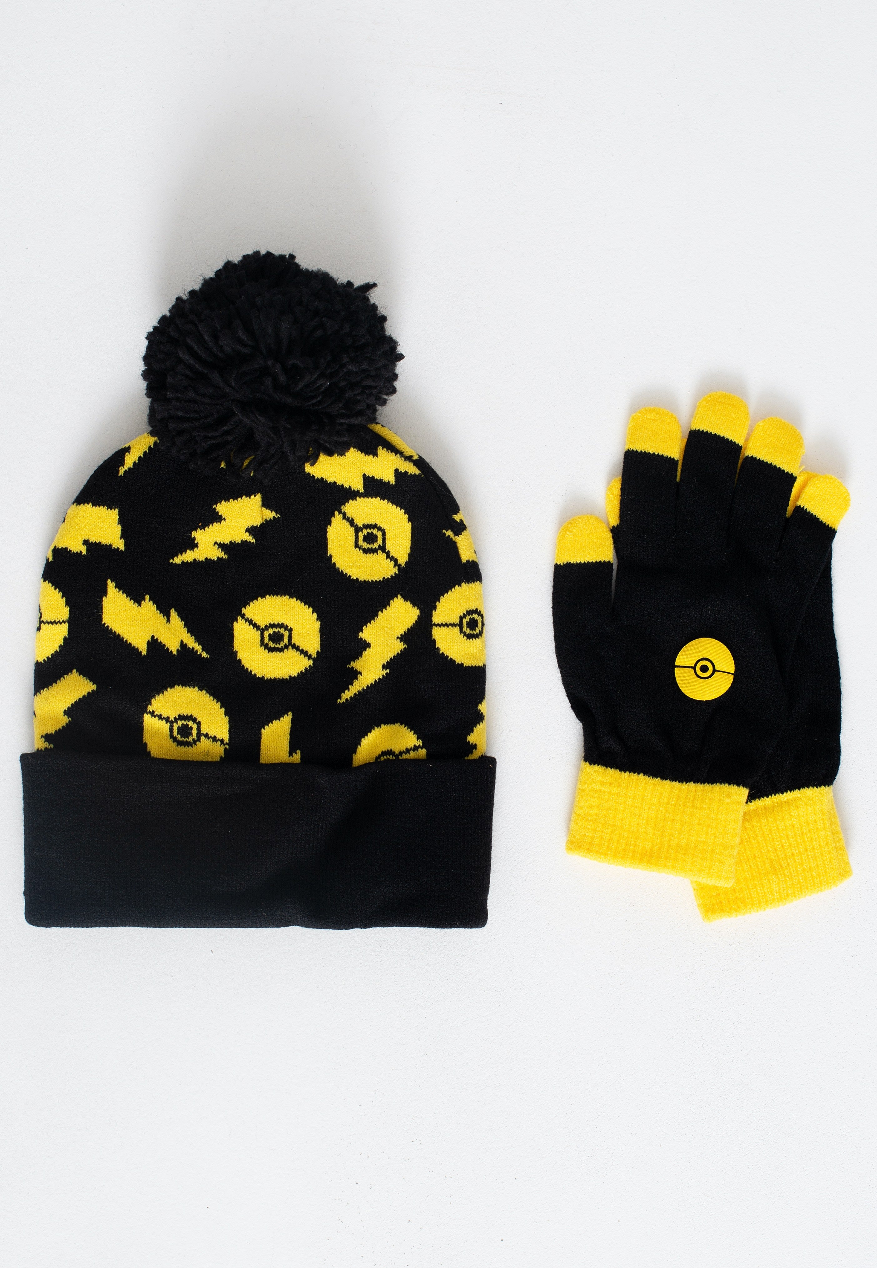 Pokémon - Pikachu Beanie + Gloves - Gift Set | Neutral-Image