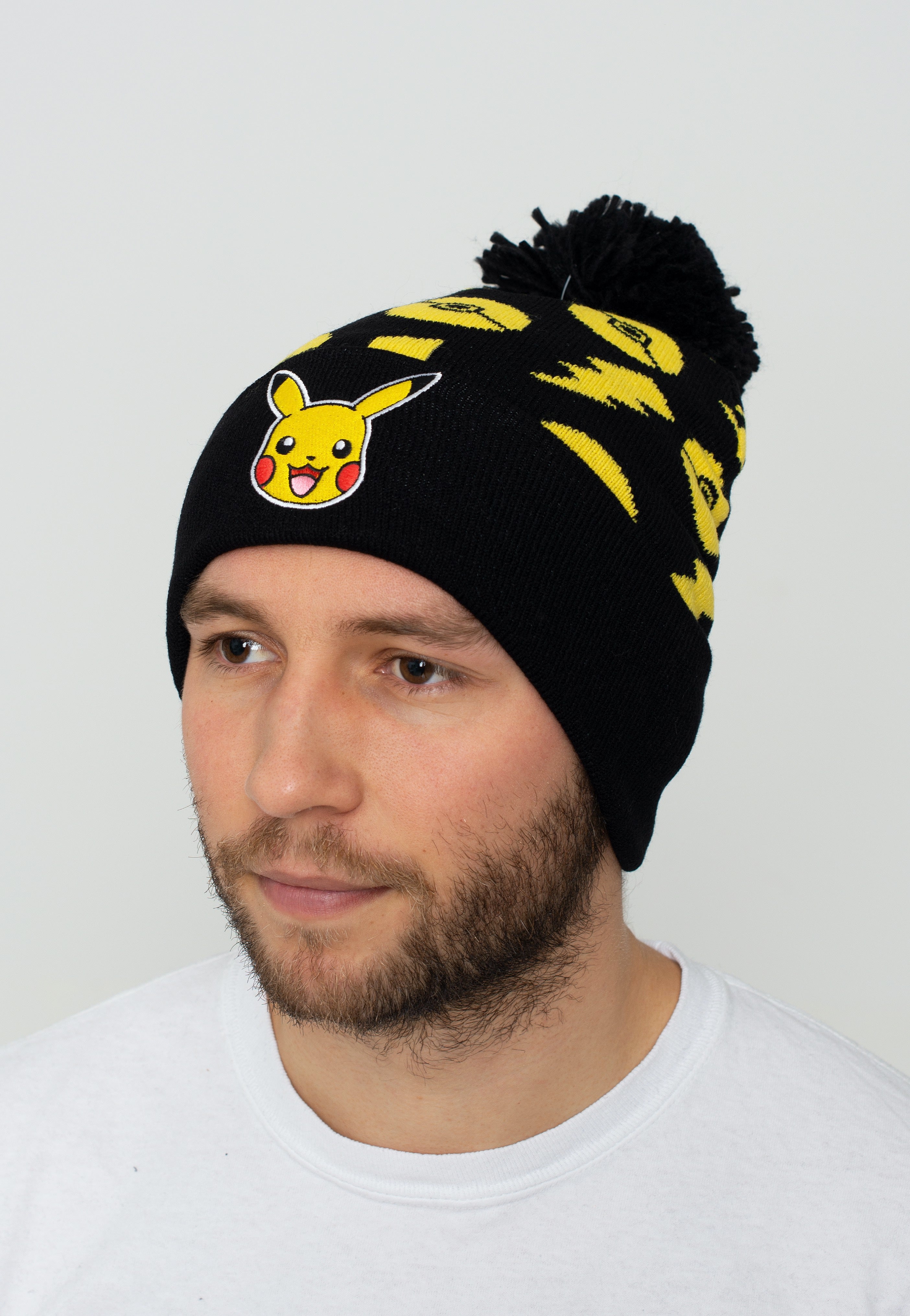 Pokémon - Pikachu Beanie + Gloves - Gift Set | Neutral-Image